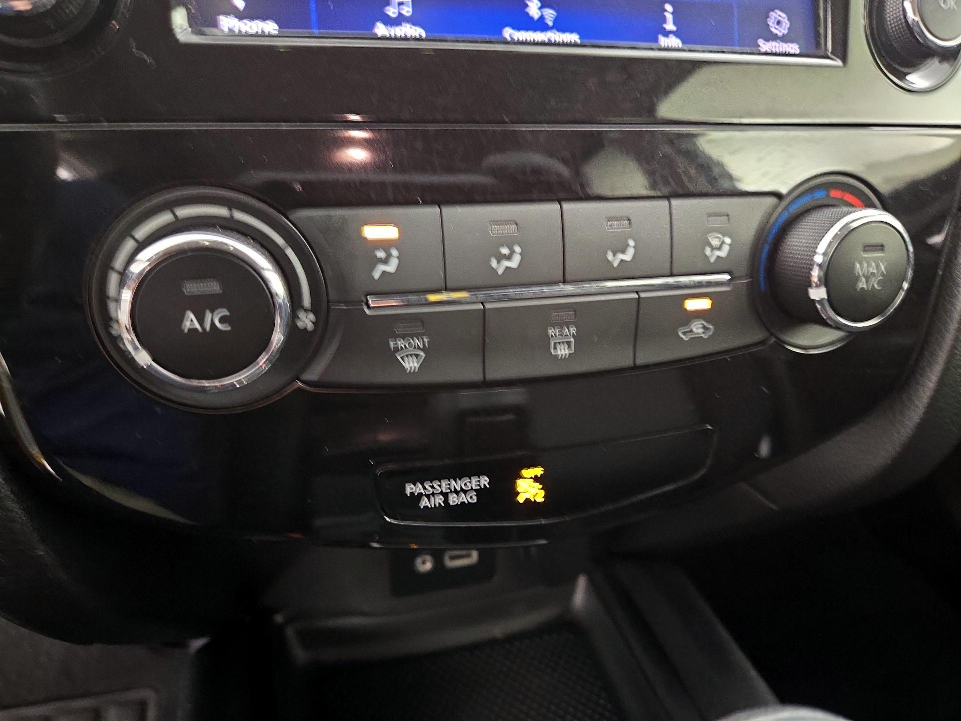 Thumbnail: 2019 Nissan Rogue - 16