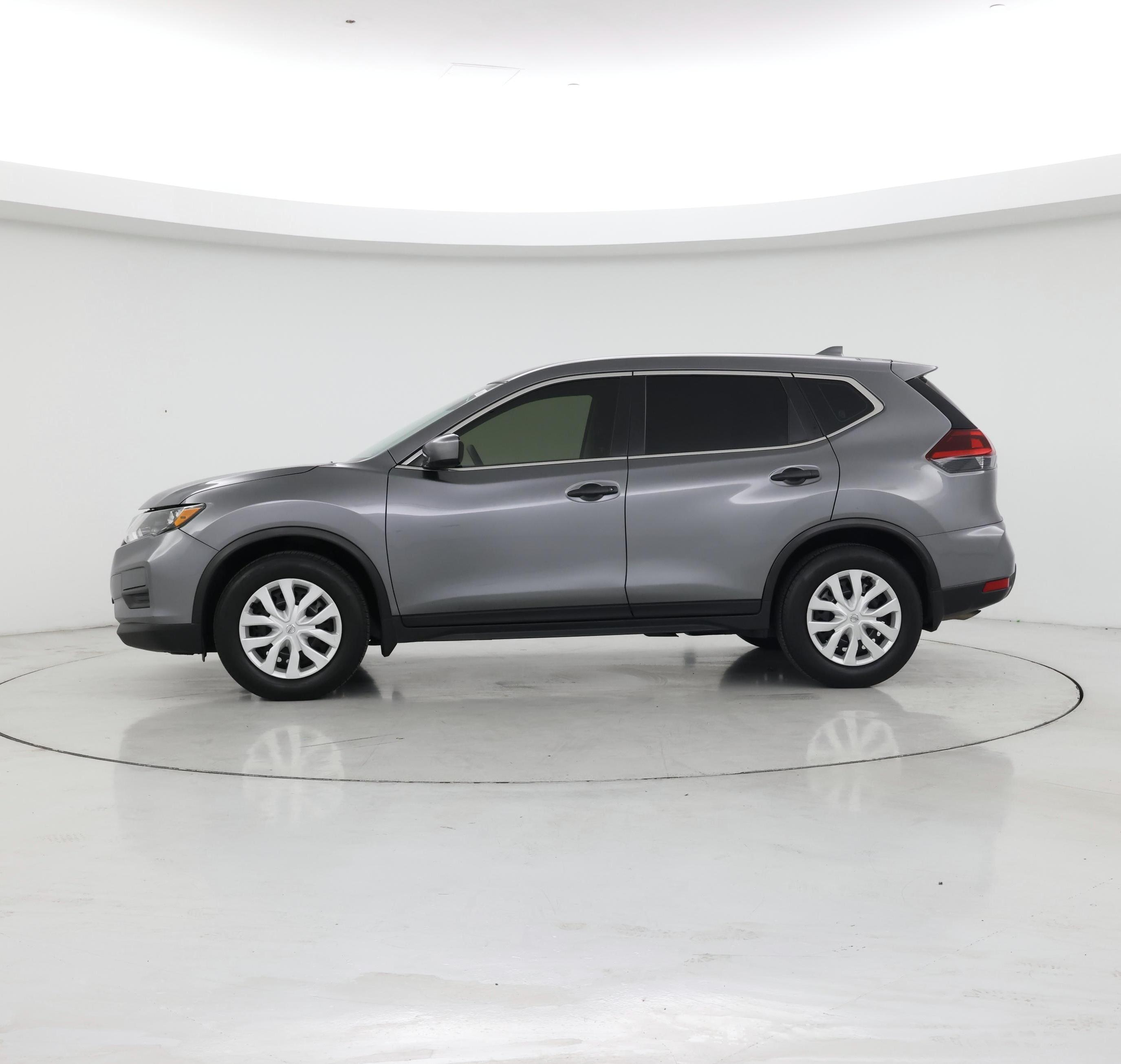 Thumbnail: 2019 Nissan Rogue - 3