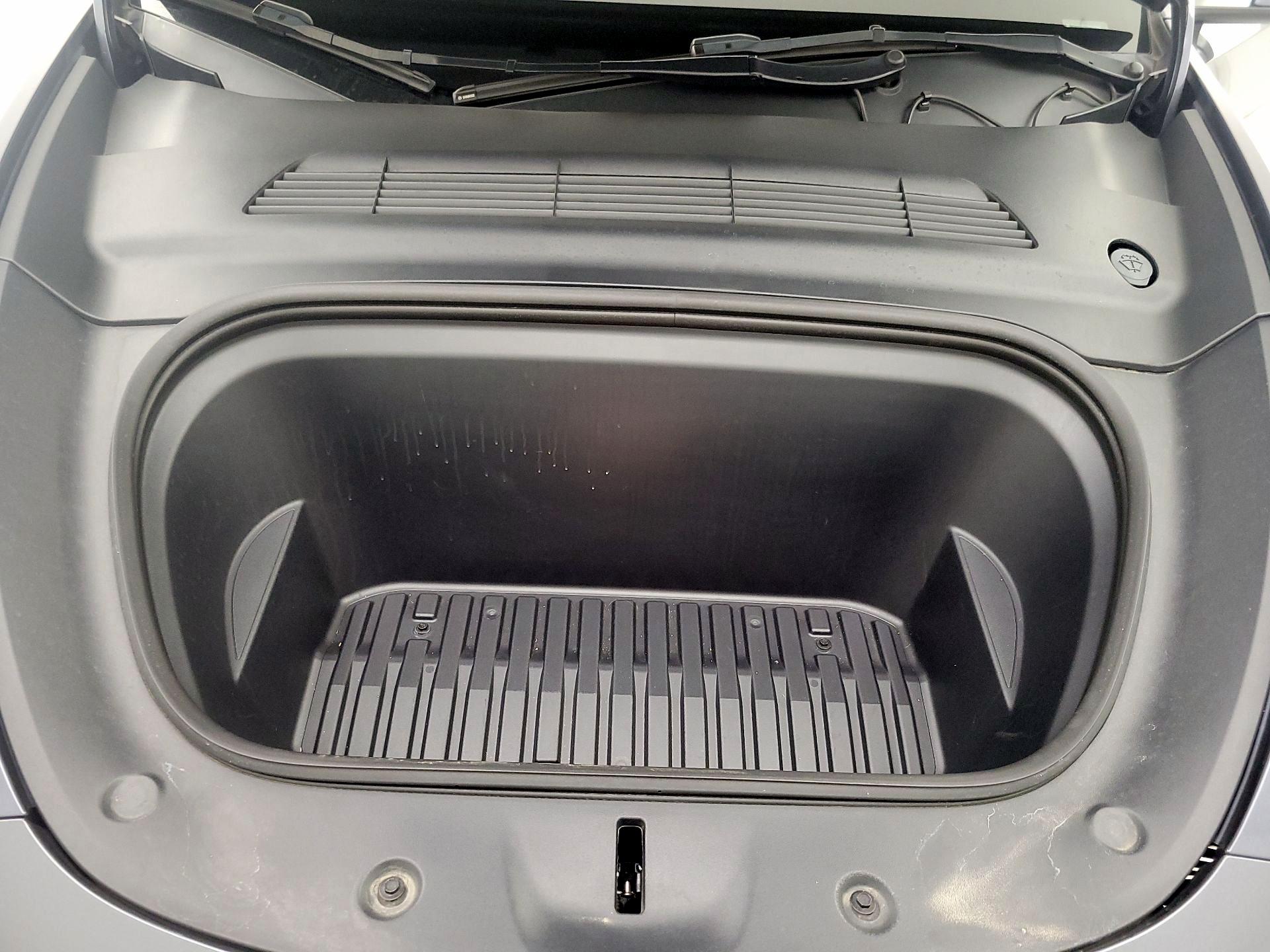 Thumbnail: 2023 Tesla Model Y - 20