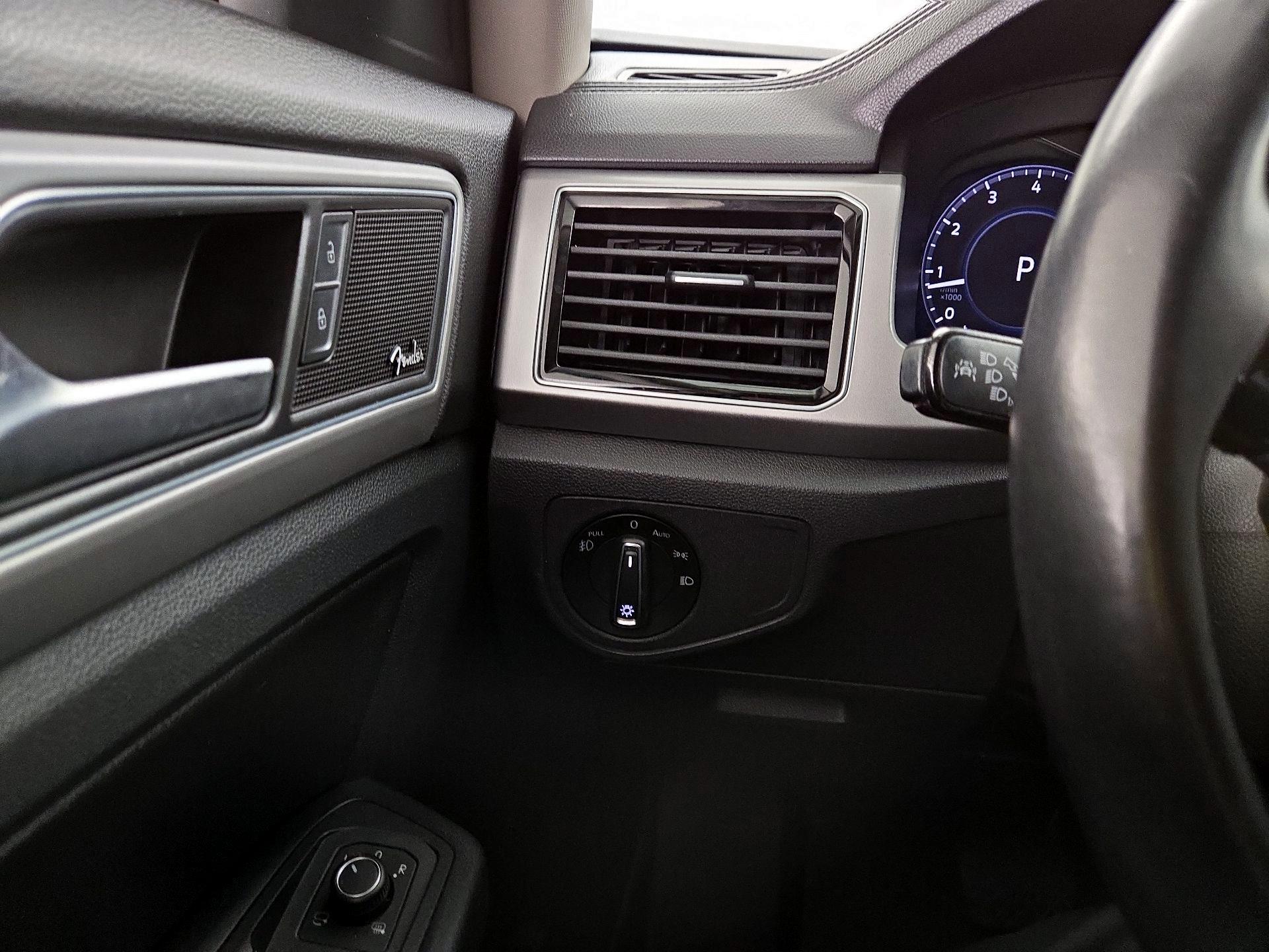 Thumbnail: 2018 Volkswagen Atlas - 13