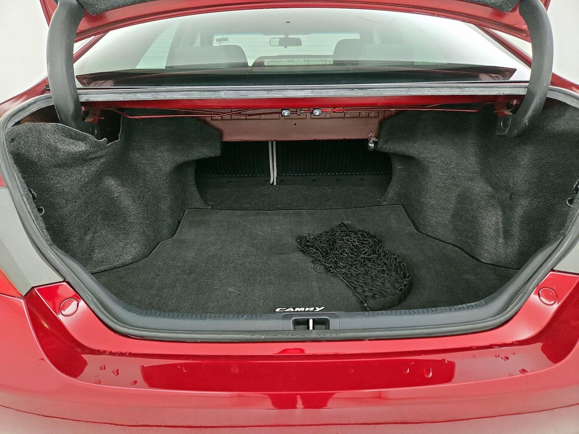 Thumbnail: 2016 Toyota Camry - 20