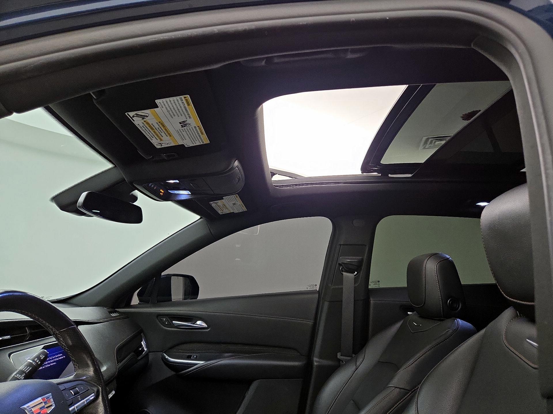 Thumbnail: 2020 Cadillac XT4 - 19