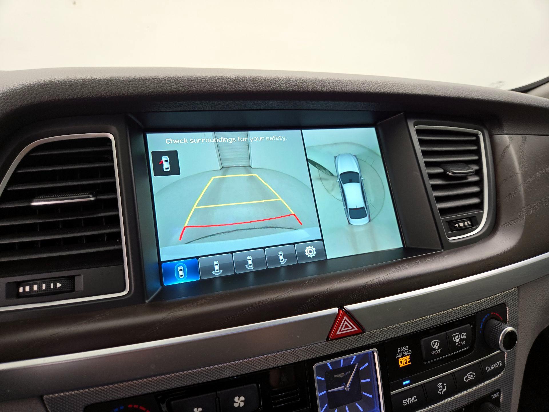 Thumbnail: 2018 Genesis G80 - 15