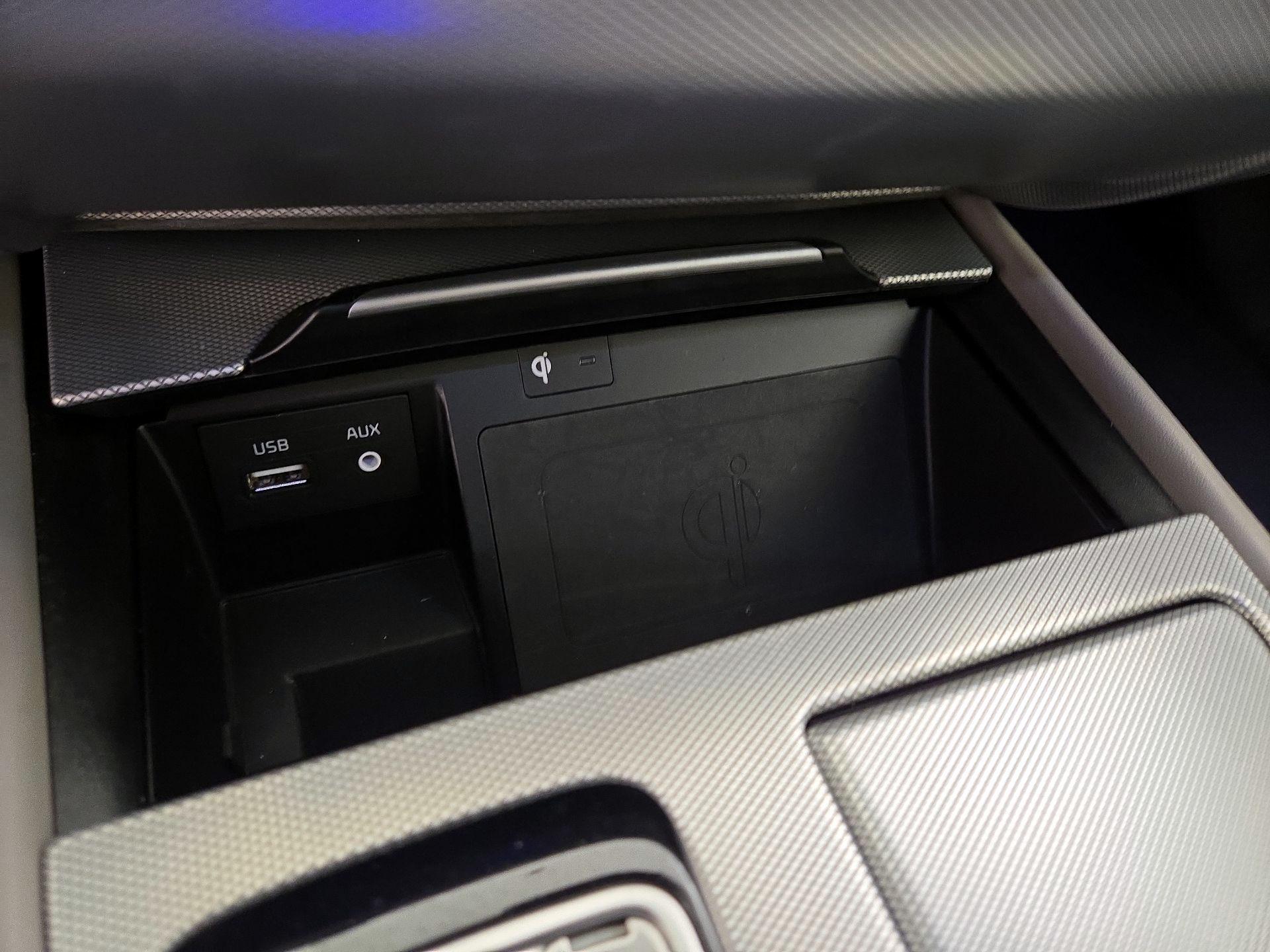 Thumbnail: 2018 Genesis G80 - 19