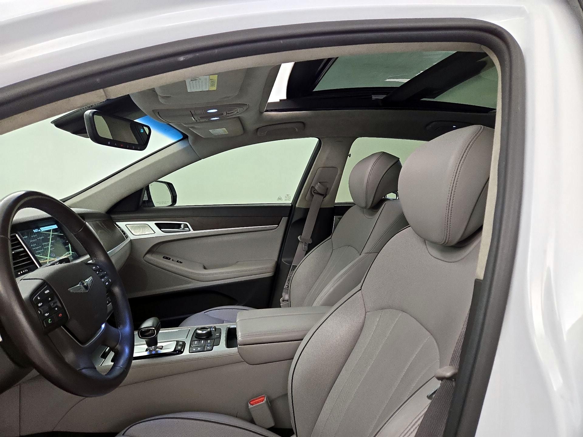 Thumbnail: 2018 Genesis G80 - 20