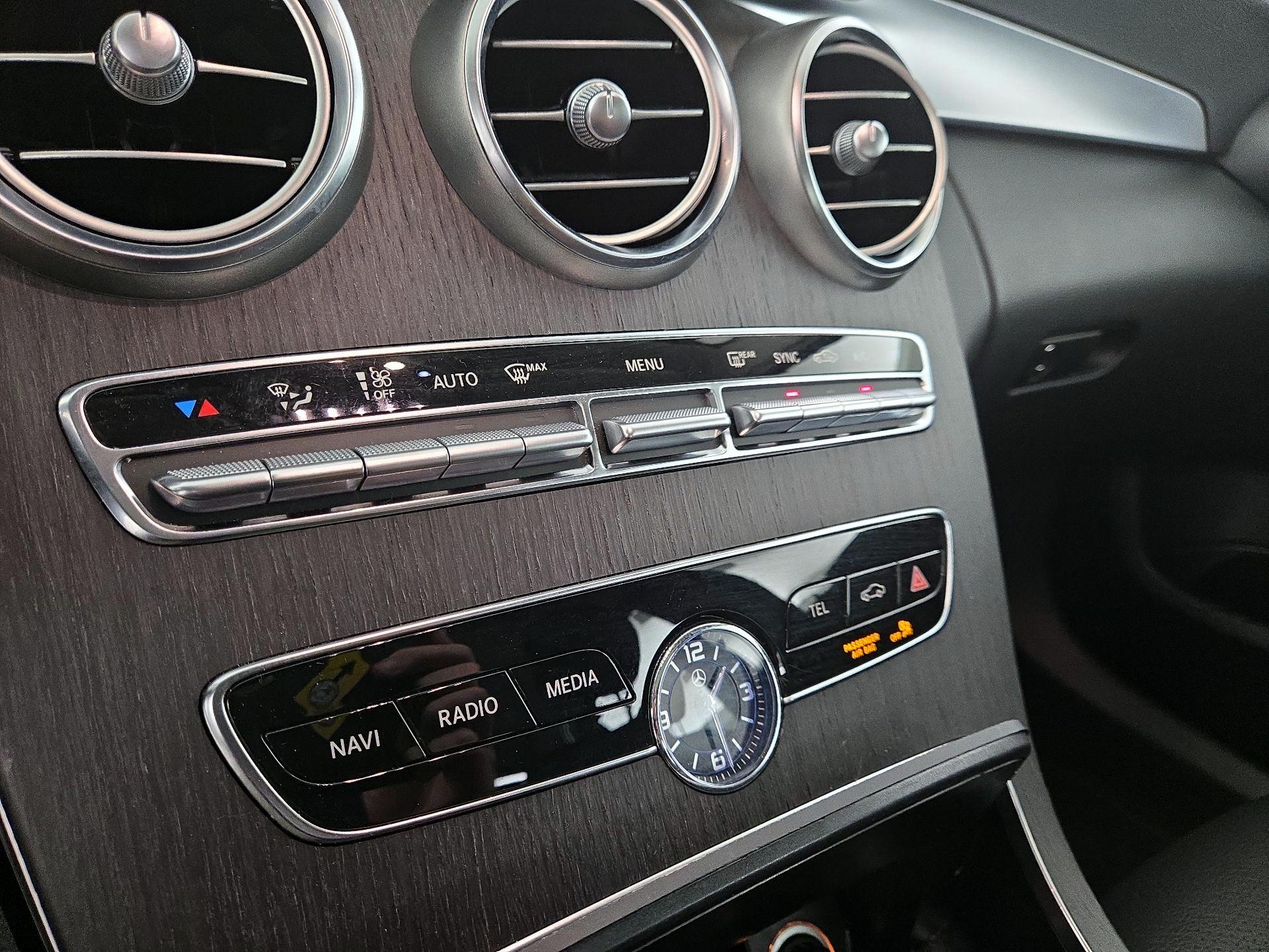 Thumbnail: 2019 Mercedes-Benz C-Class - 16