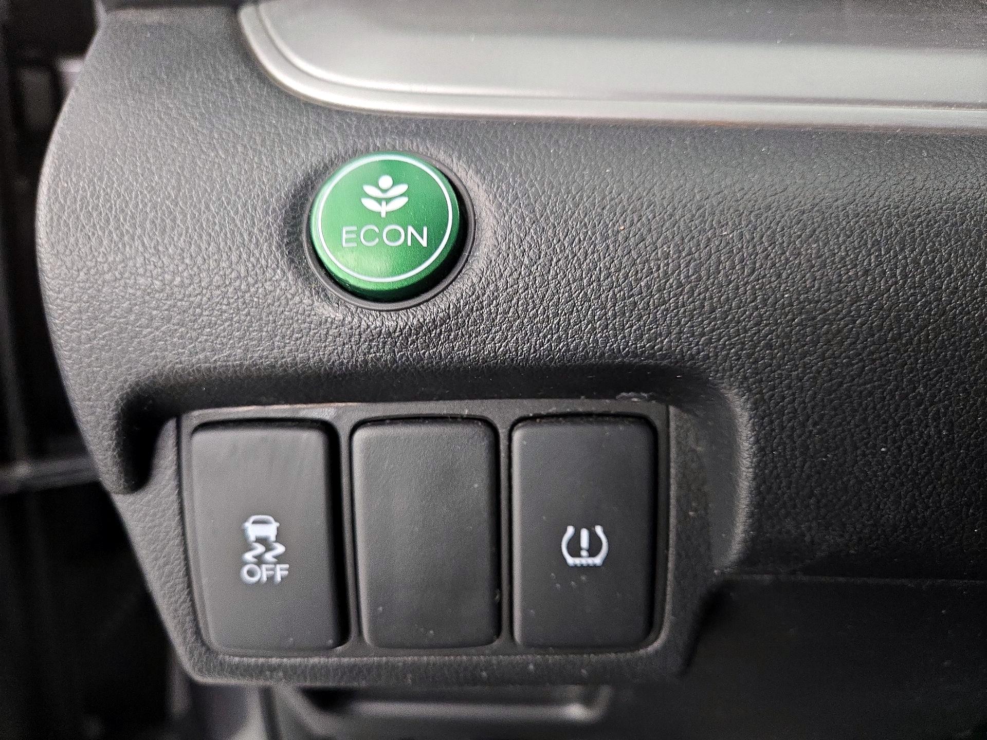 Thumbnail: 2016 Honda CR-V - 13