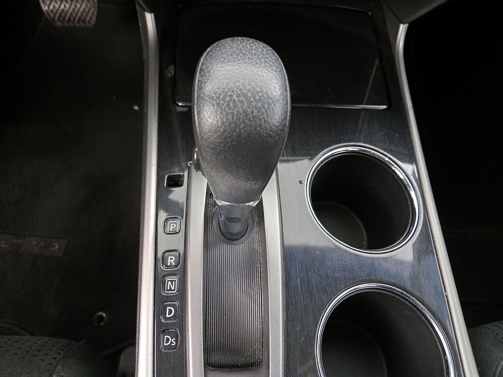 Thumbnail: 2014 Nissan Altima - 16