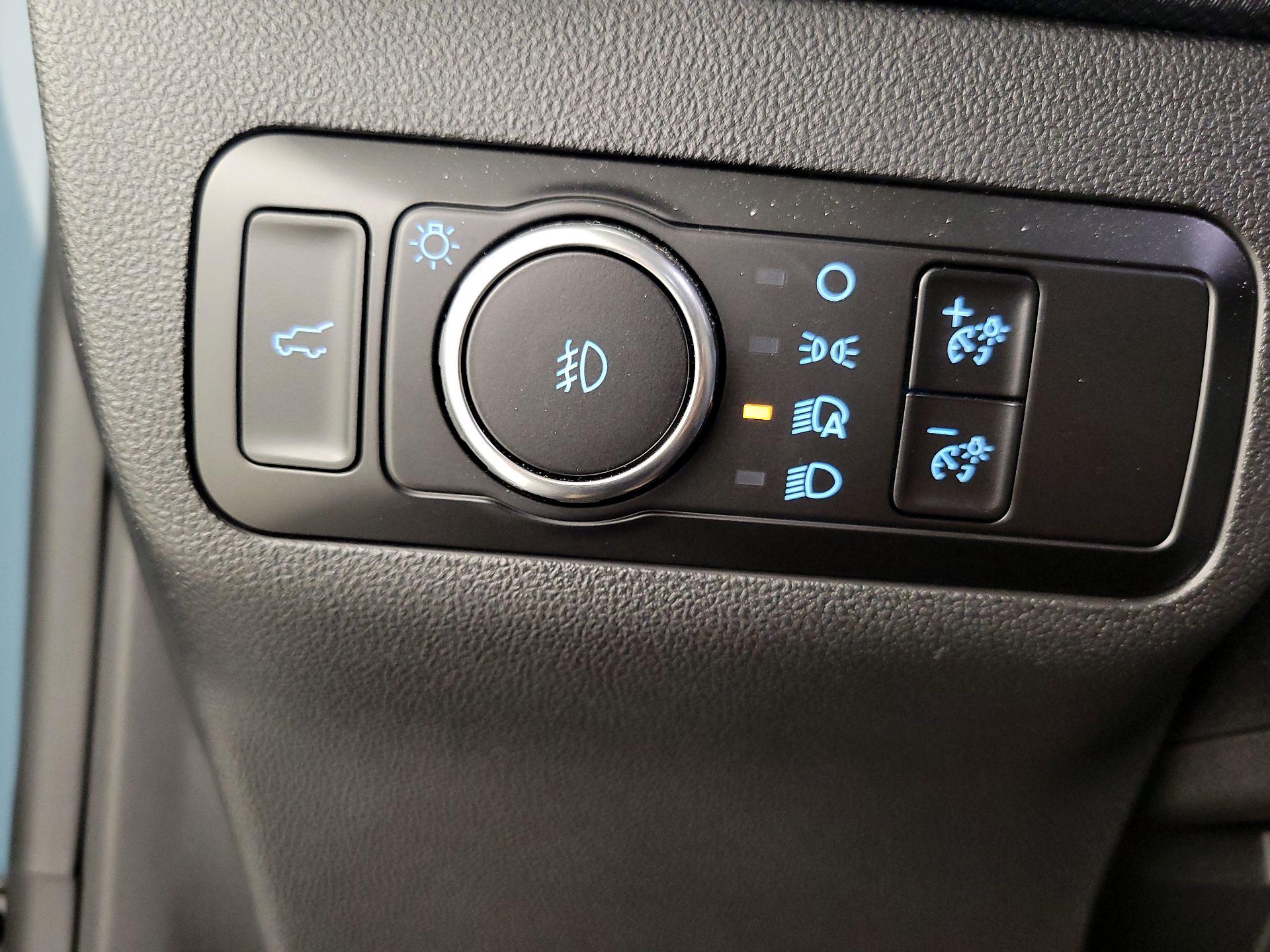 Thumbnail: 2023 Ford Bronco Sport - 13