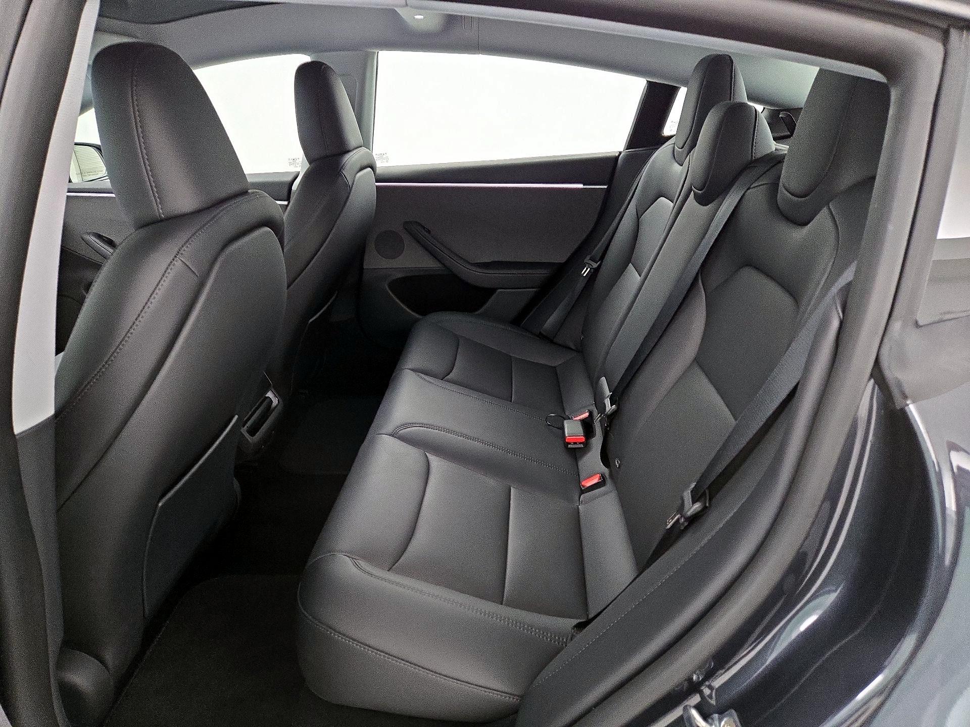 Thumbnail: 2025 Tesla Model 3 - 20