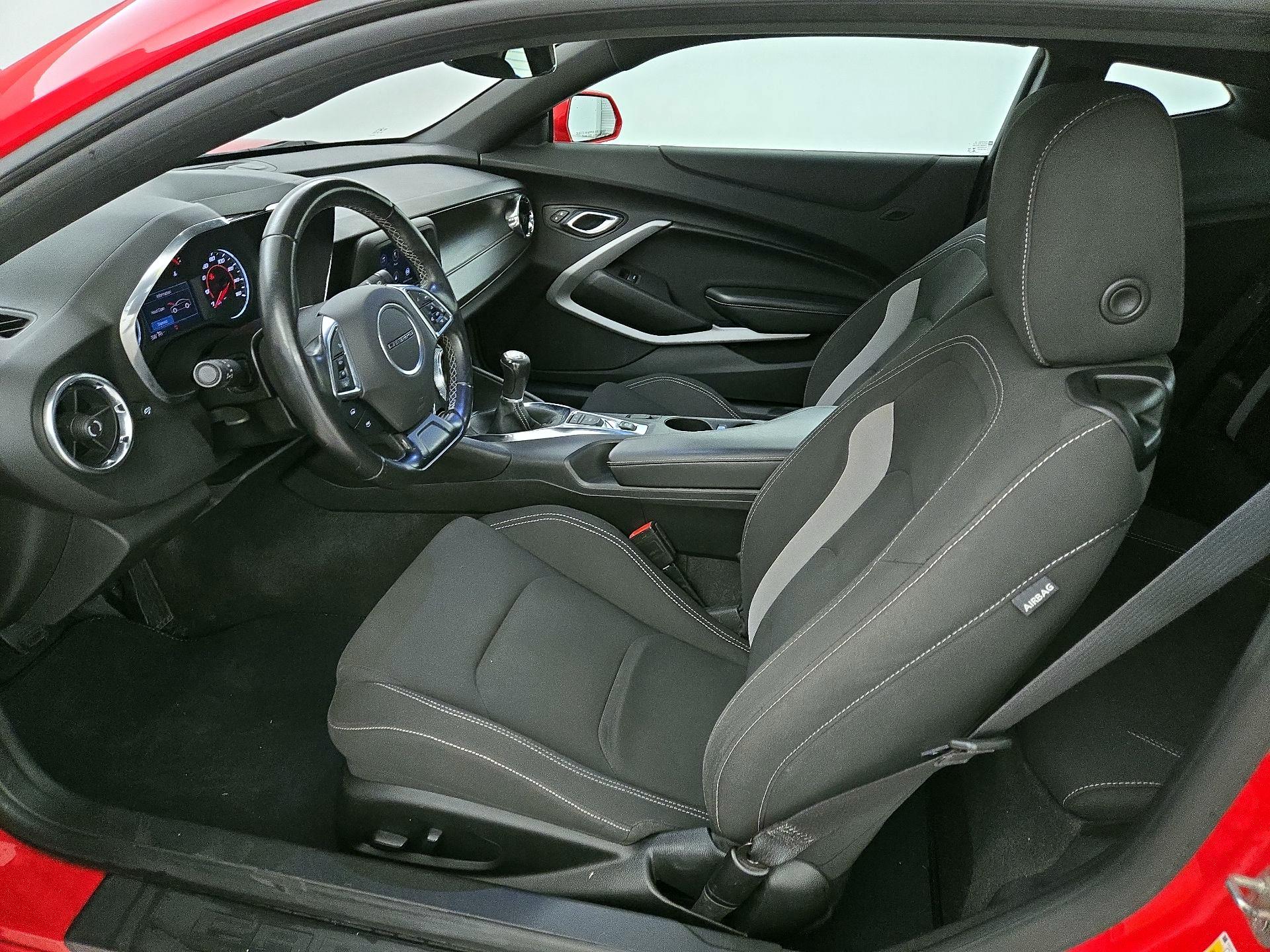 Thumbnail: 2020 Chevrolet Camaro - 11