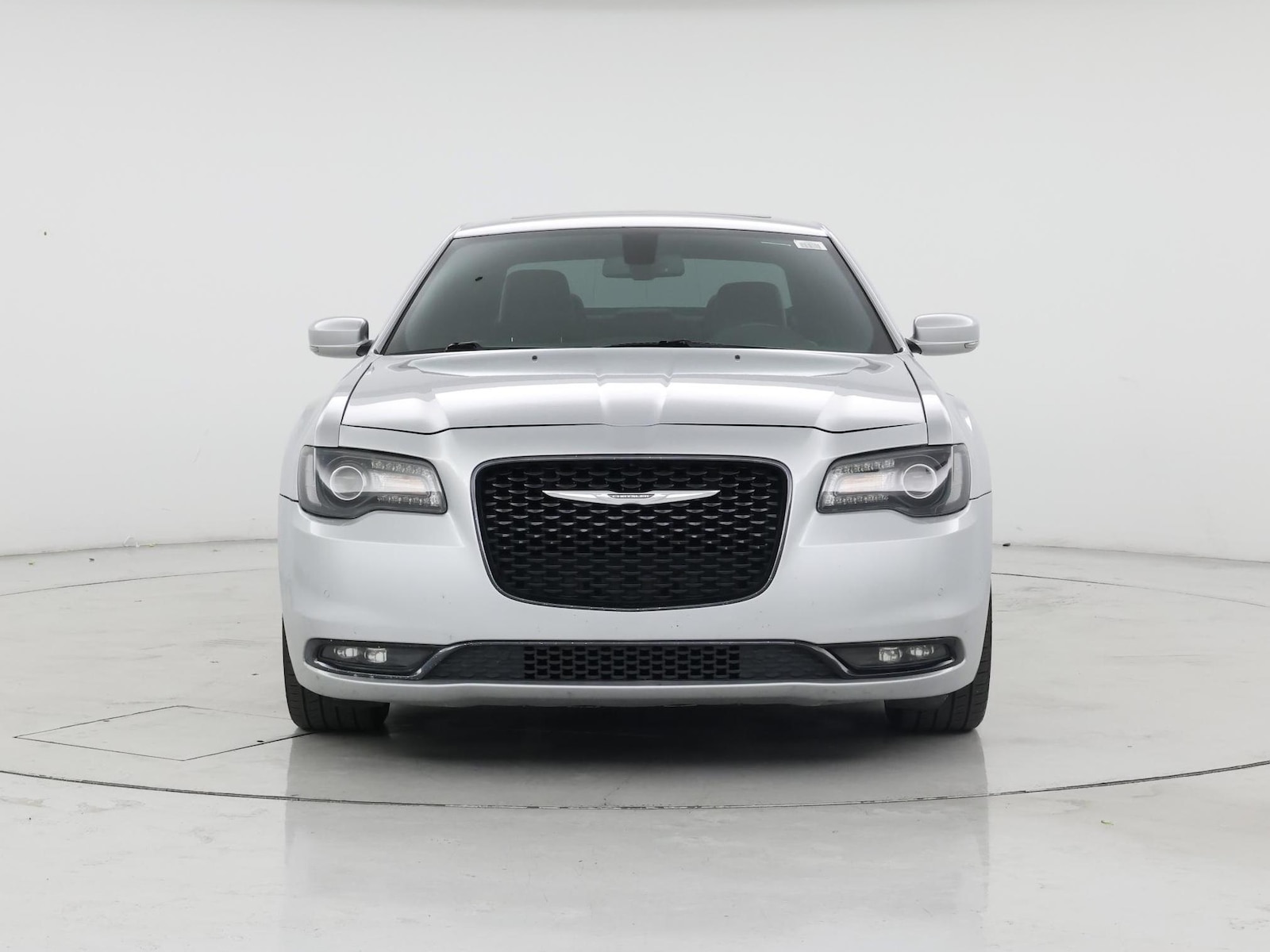 2019 Chrysler 300 S - Photo 6