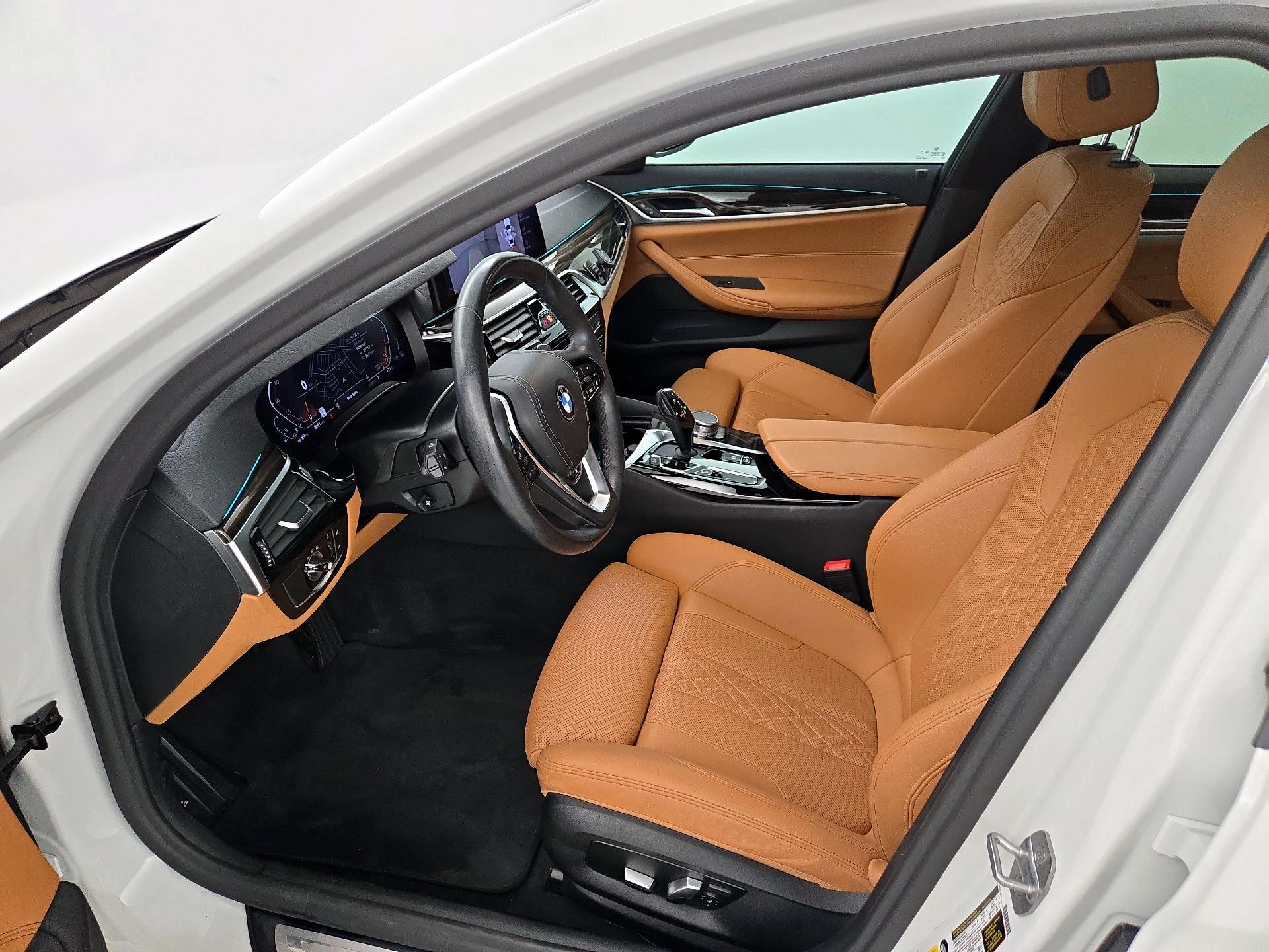 Thumbnail: 2021 BMW 5 Series - 11