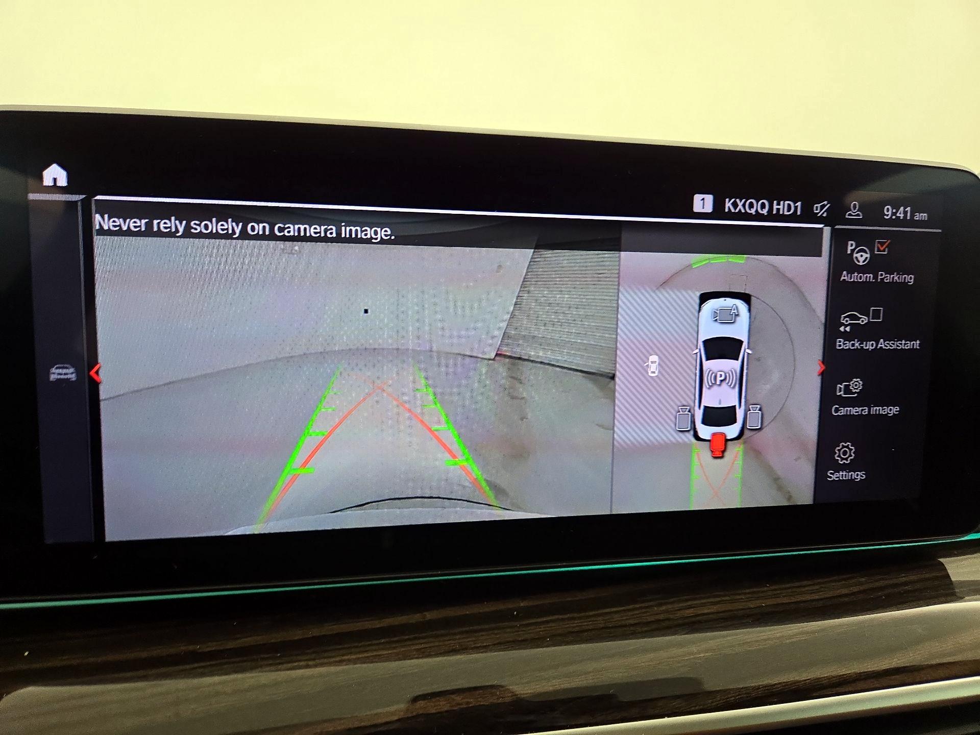 Thumbnail: 2021 BMW 5 Series - 15