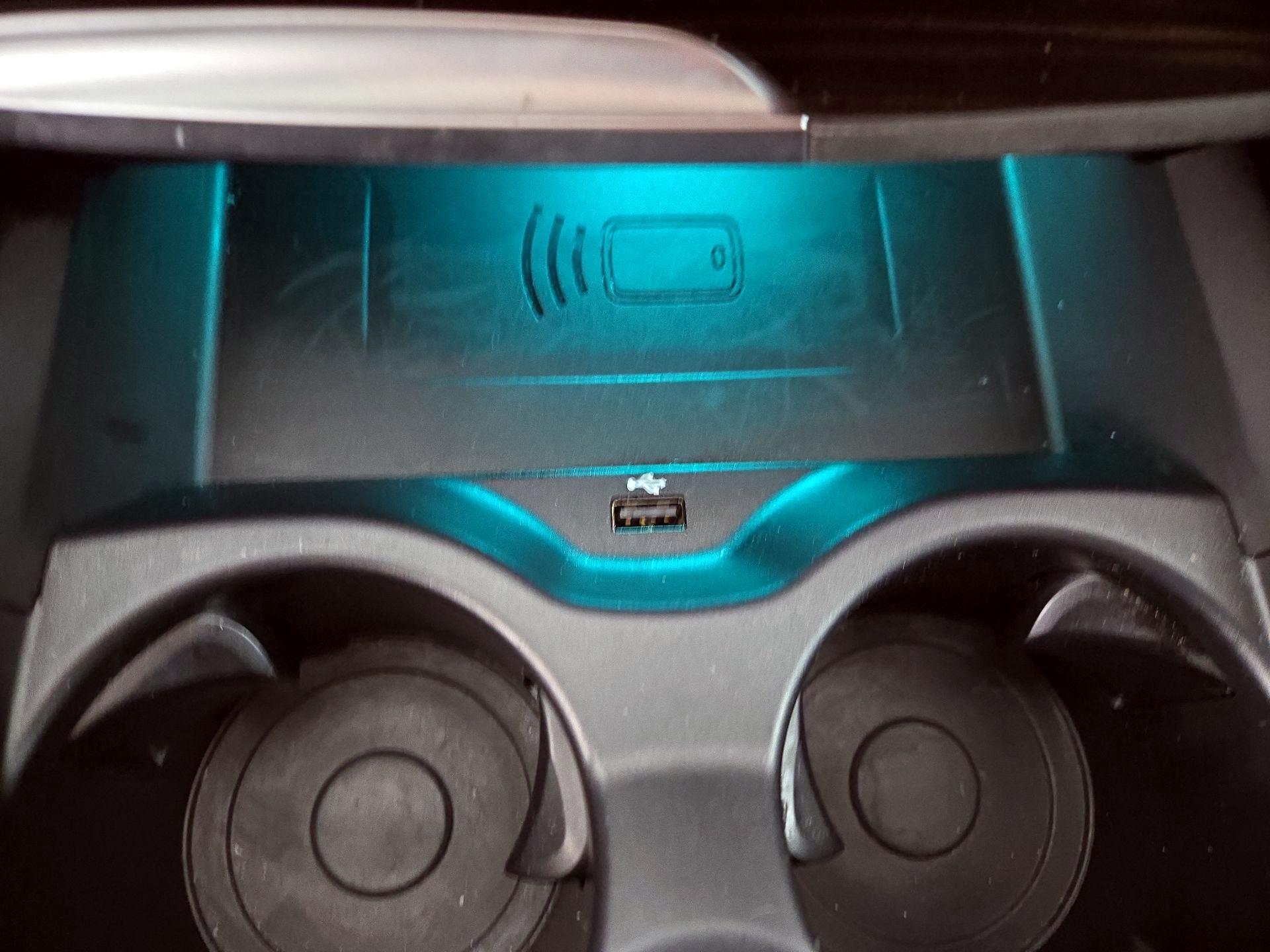 Thumbnail: 2021 BMW 5 Series - 19