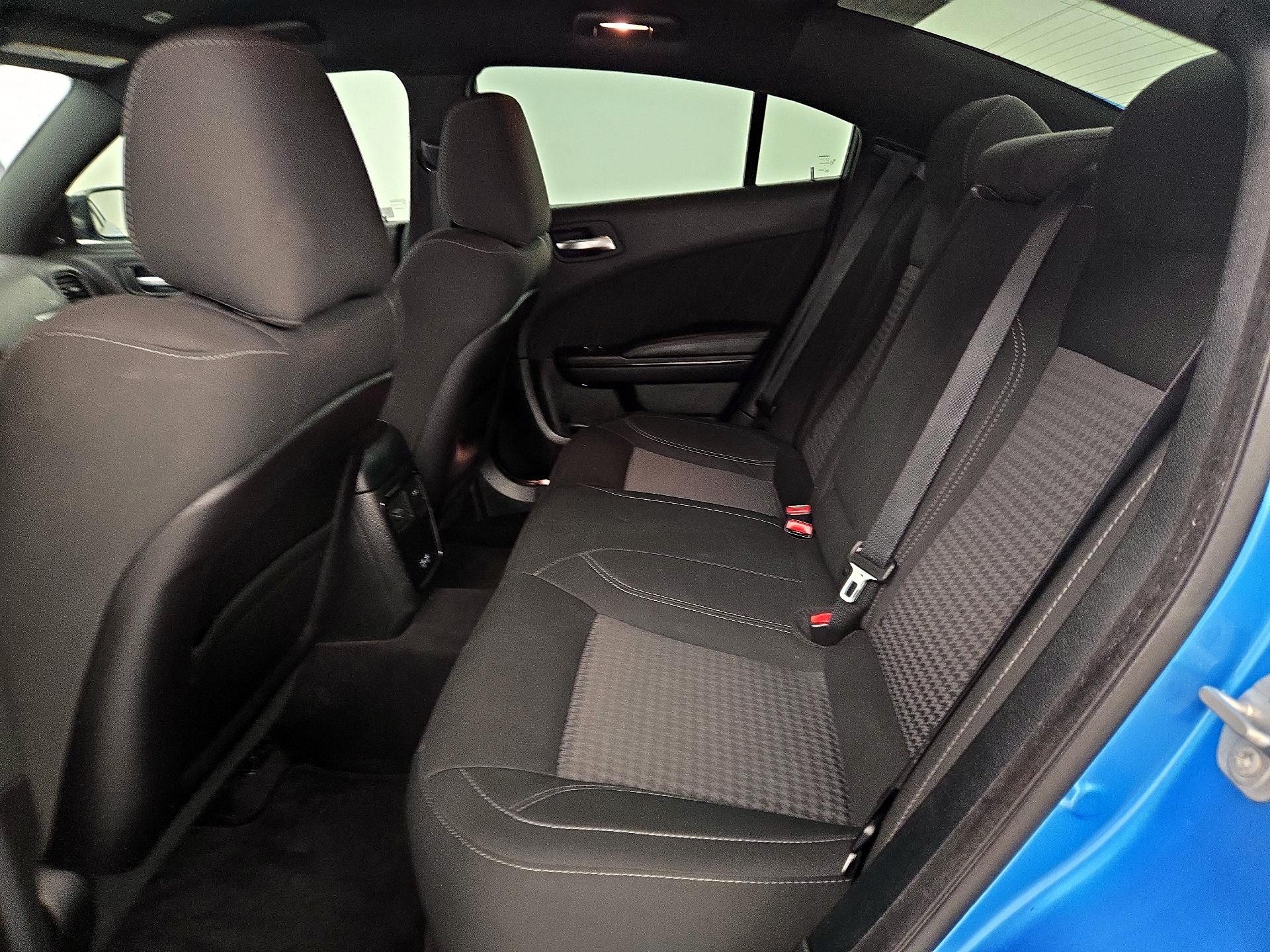 Thumbnail: 2018 Dodge Charger - 19