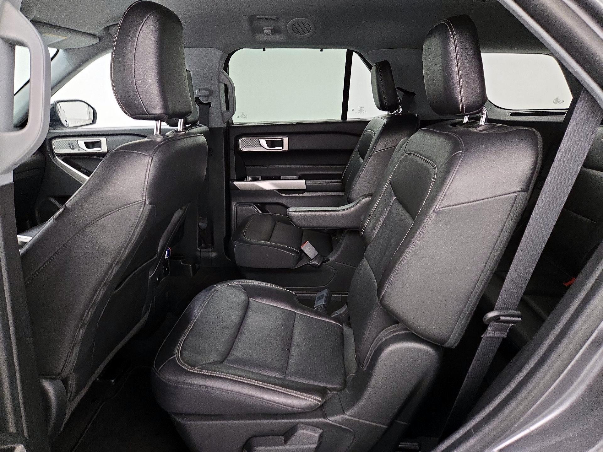 Thumbnail: 2022 Ford Explorer - 17