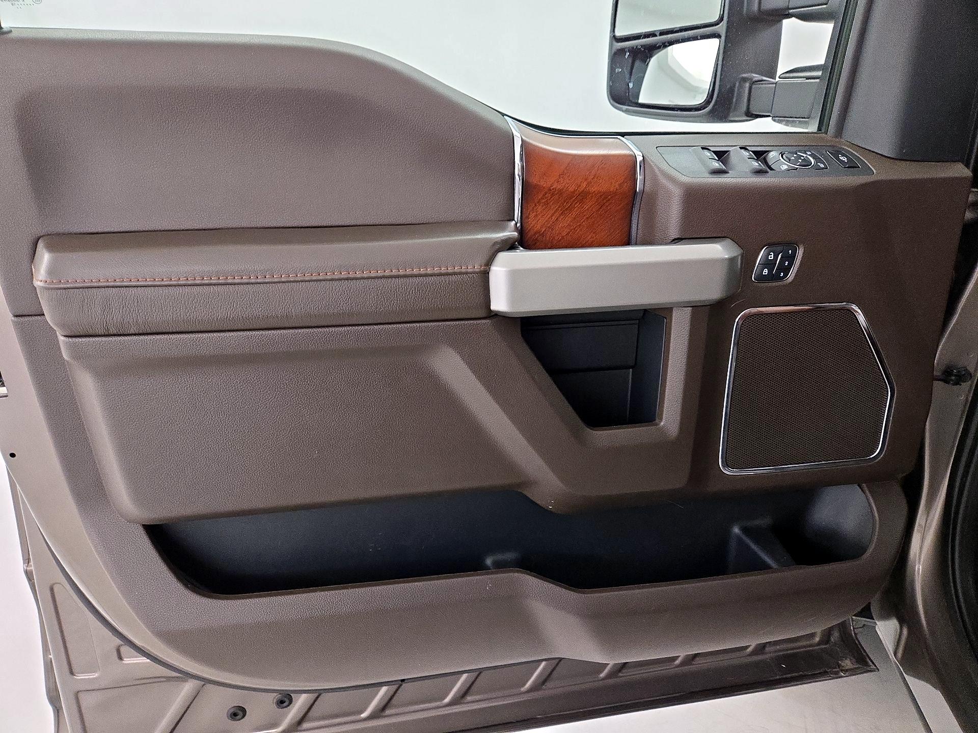 Thumbnail: 2019 Ford F-250 - 12