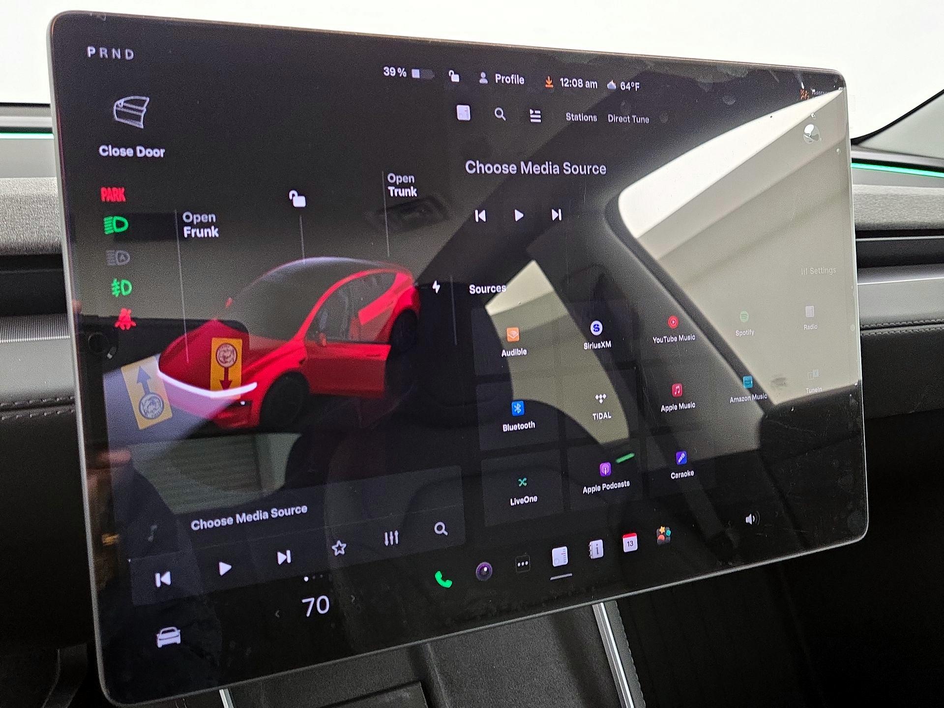 Thumbnail: 2026 Tesla Model Y - 15