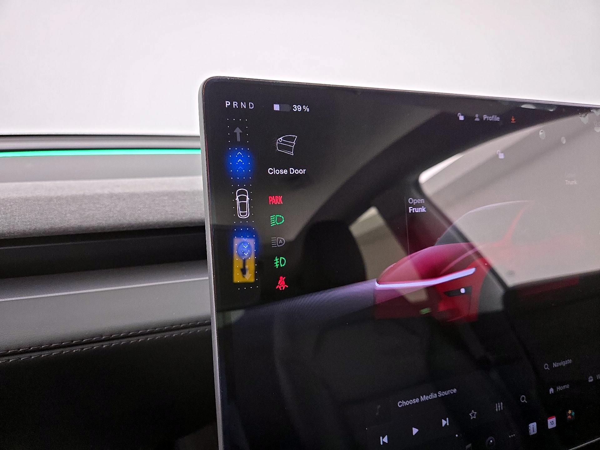 Thumbnail: 2026 Tesla Model Y - 17