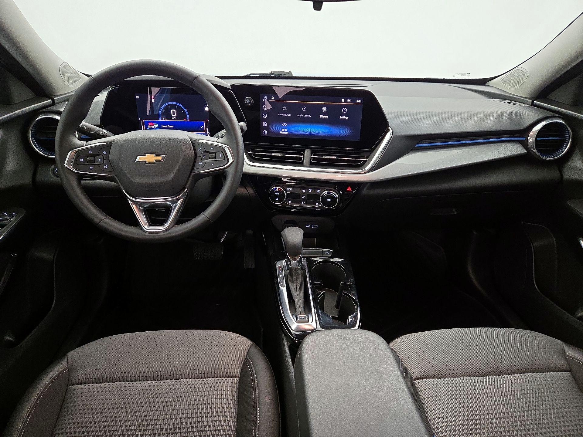 Thumbnail: 2025 Chevrolet Trax - 9