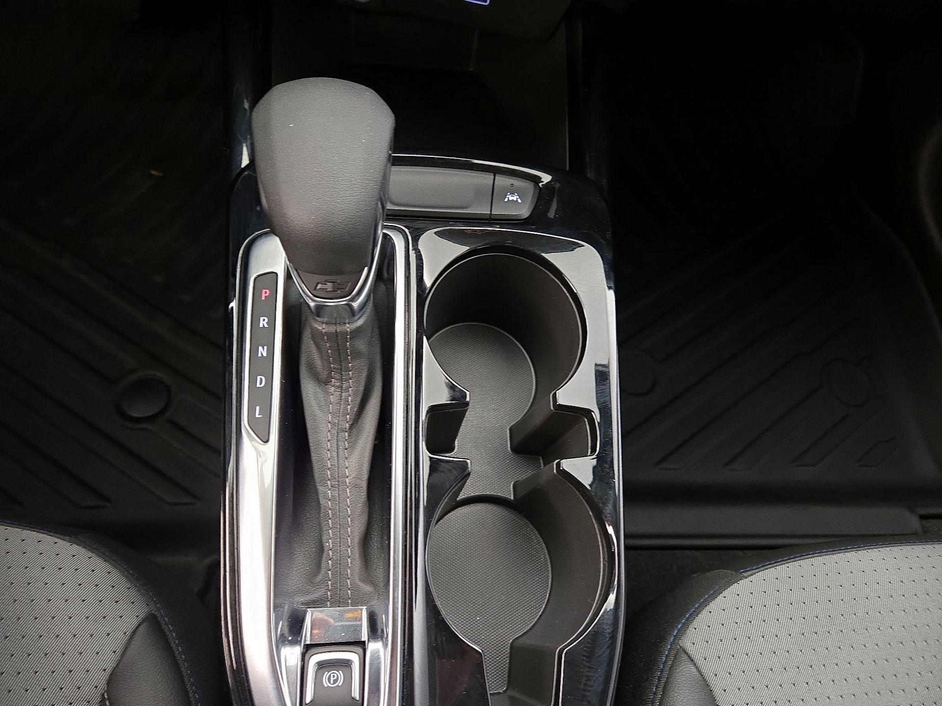 Thumbnail: 2025 Chevrolet Trax - 17