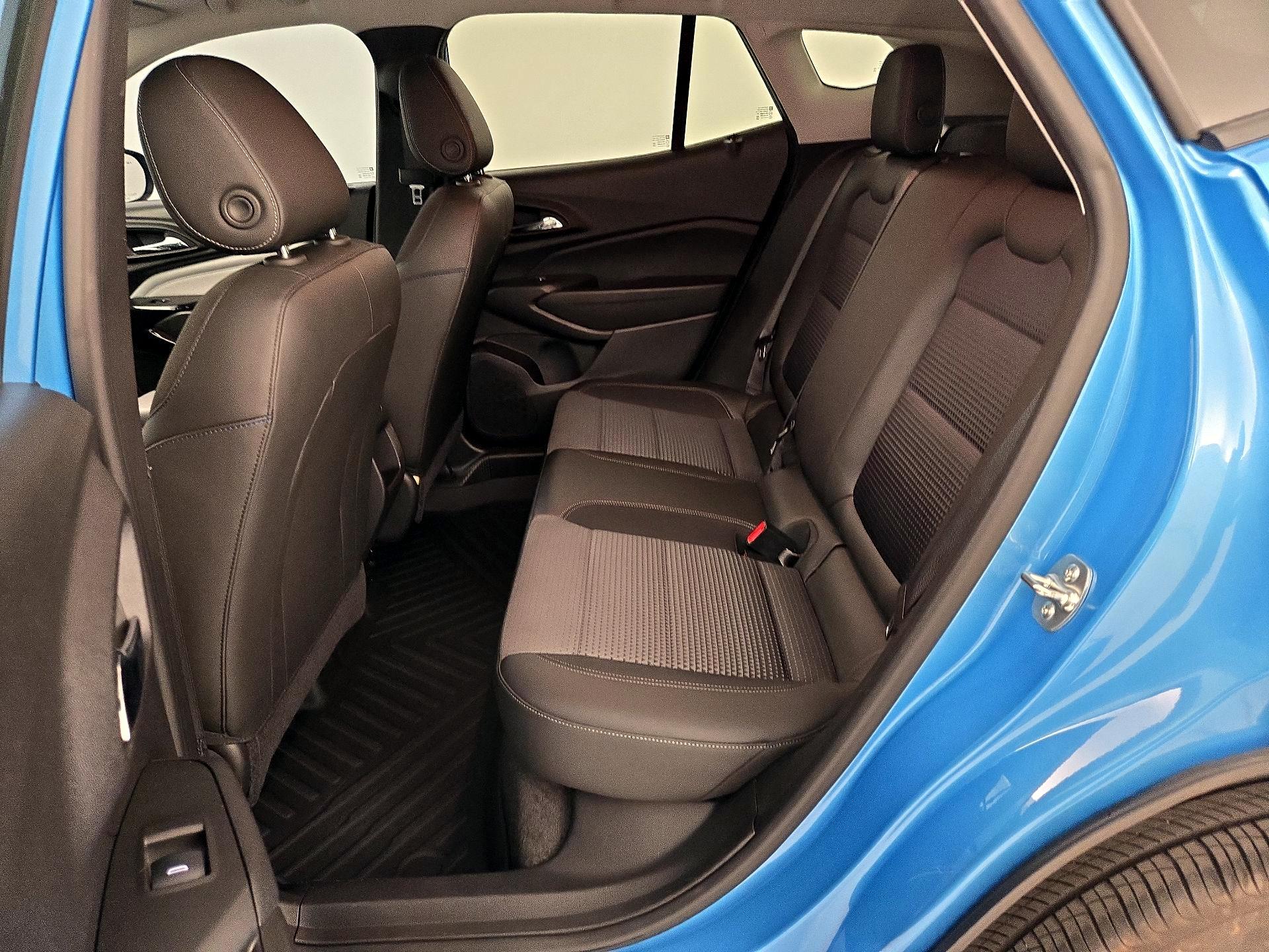 Thumbnail: 2025 Chevrolet Trax - 19