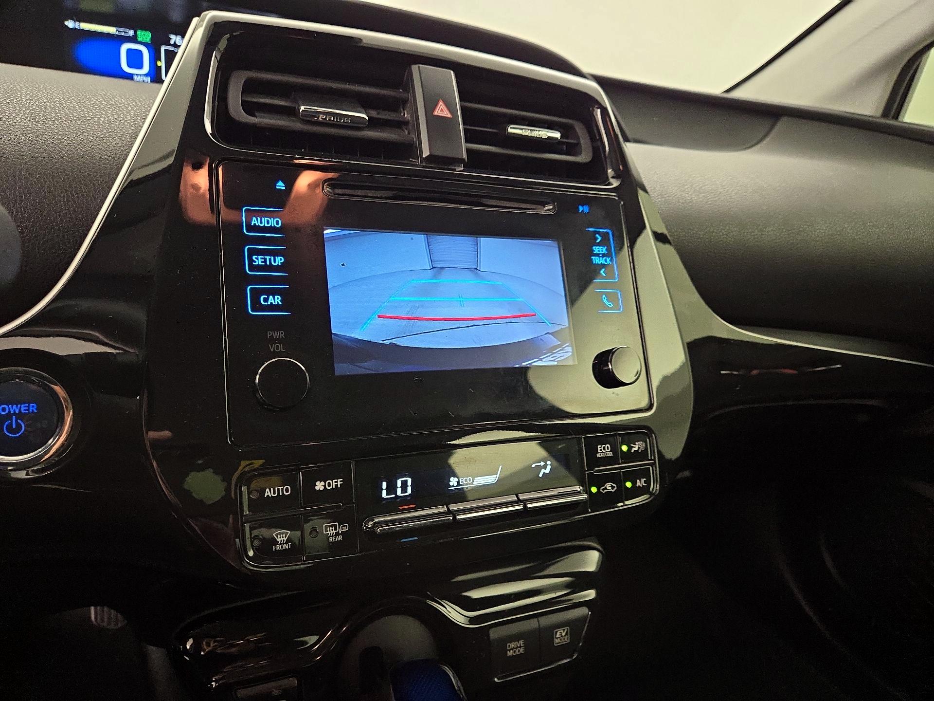 Thumbnail: 2018 Toyota Prius - 14