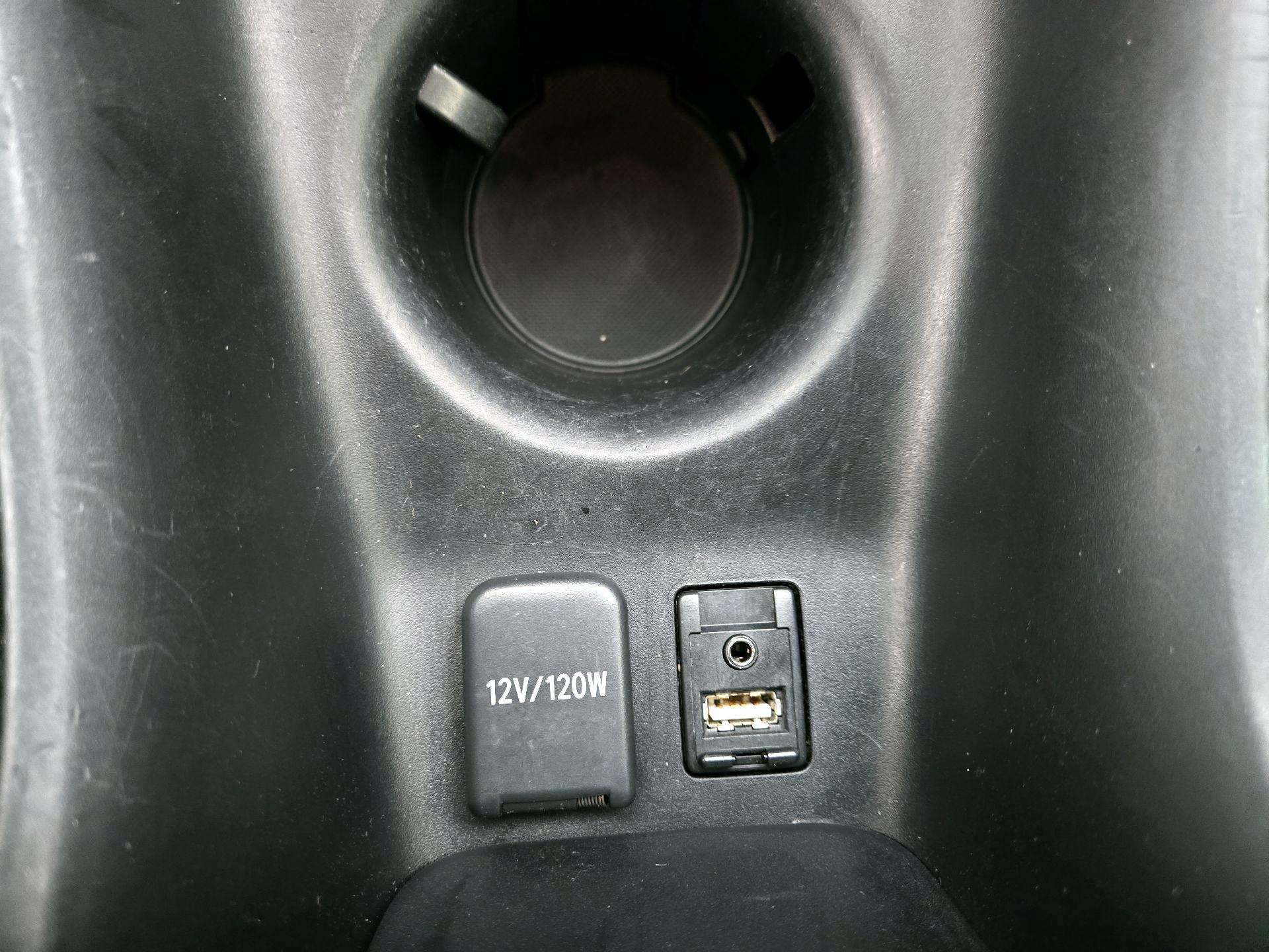 Thumbnail: 2018 Toyota Prius - 18