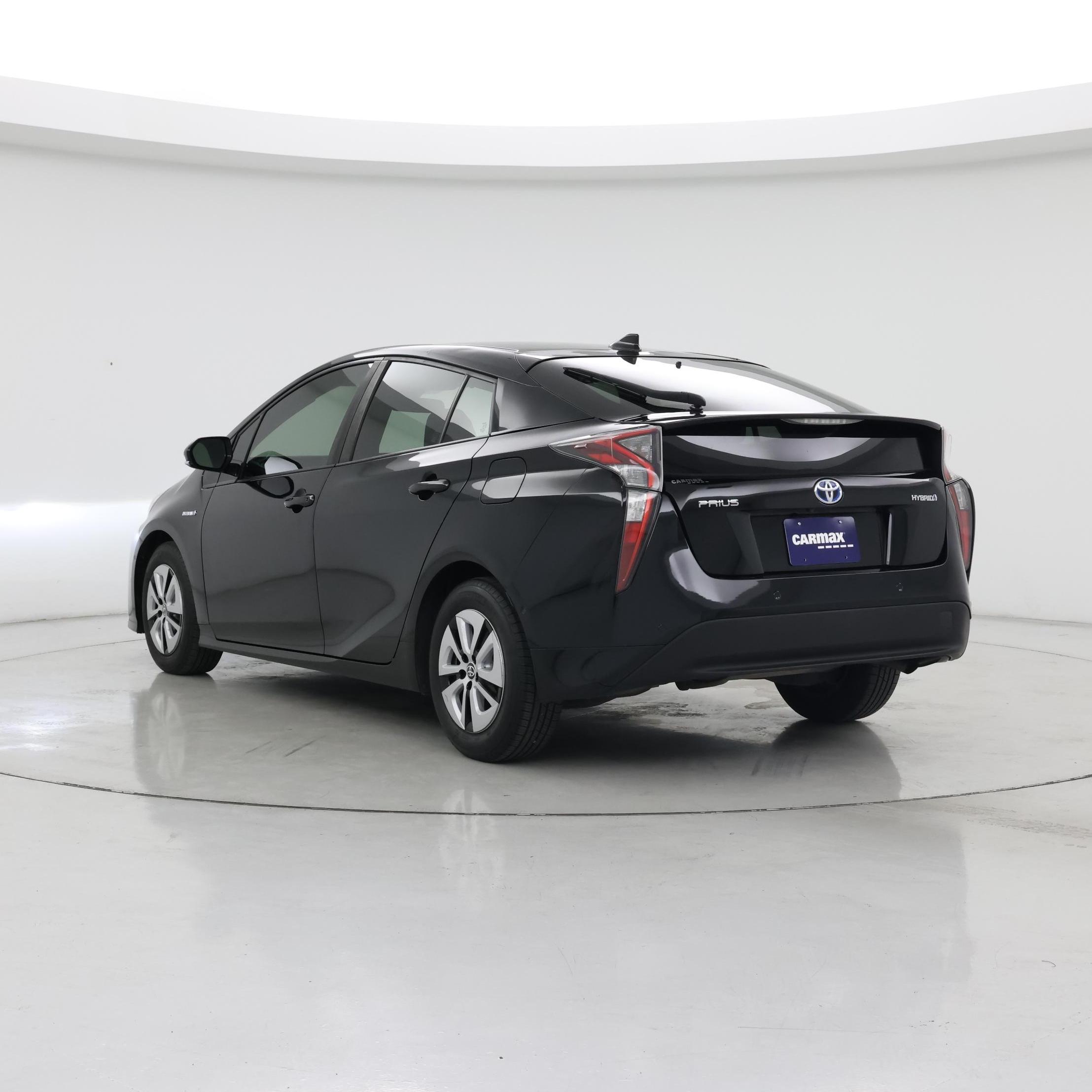 Thumbnail: 2018 Toyota Prius - 2