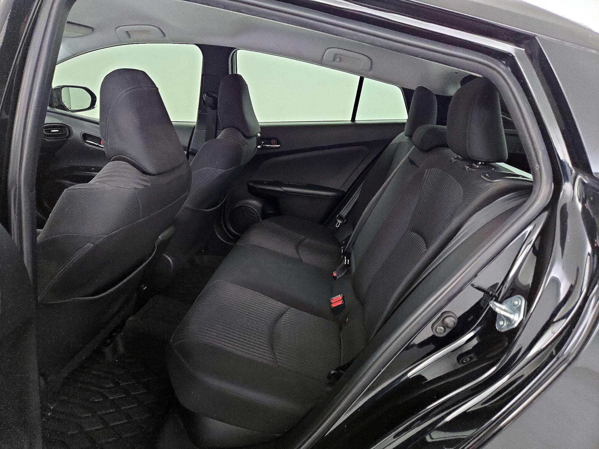 Thumbnail: 2018 Toyota Prius - 19