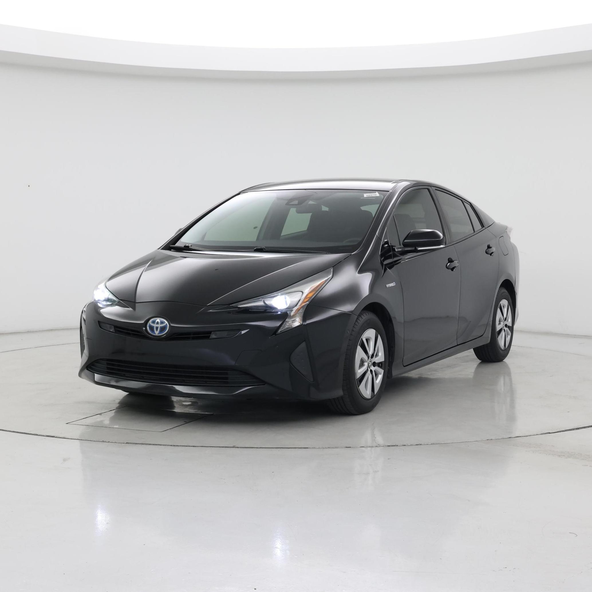 Thumbnail: 2018 Toyota Prius - 4