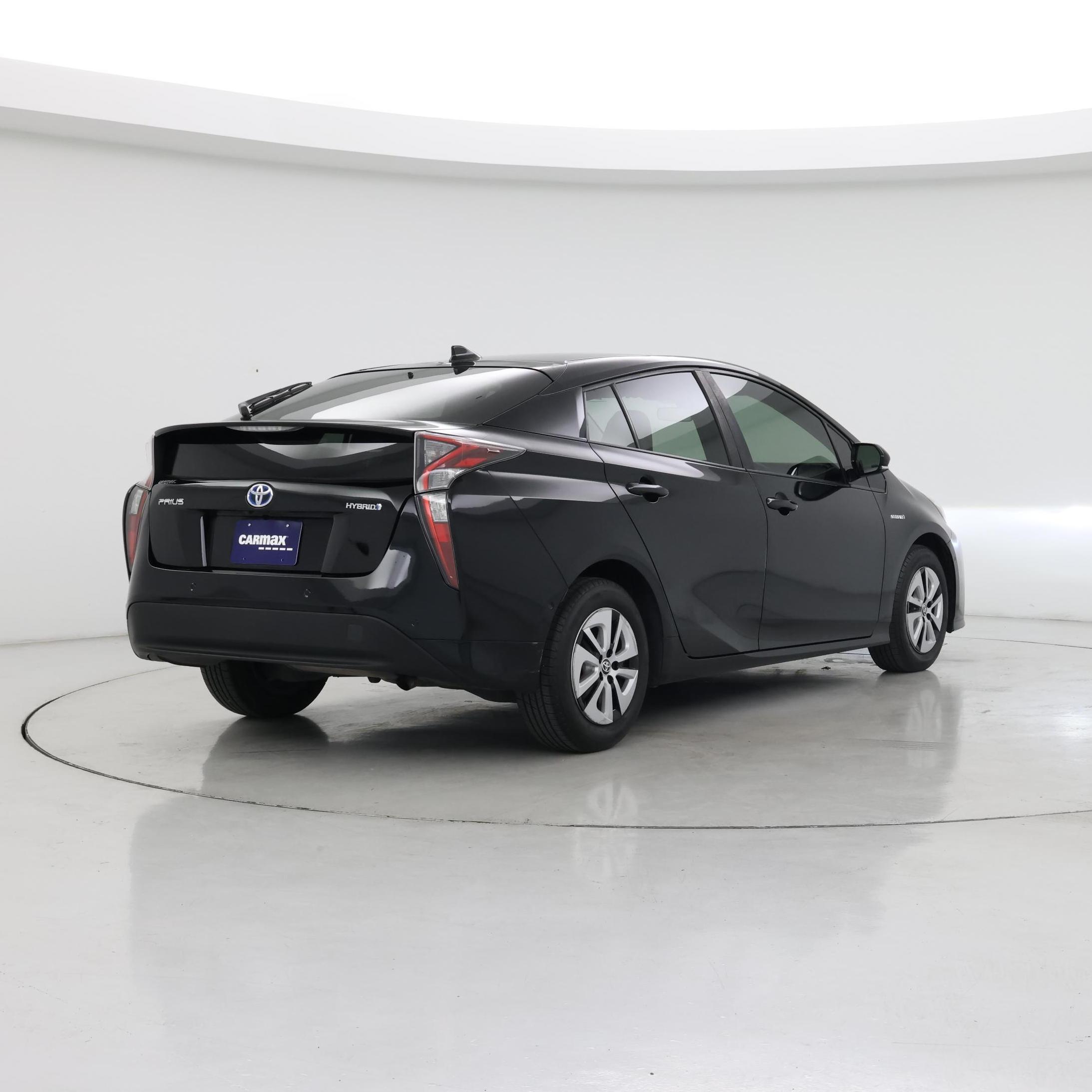 Thumbnail: 2018 Toyota Prius - 8