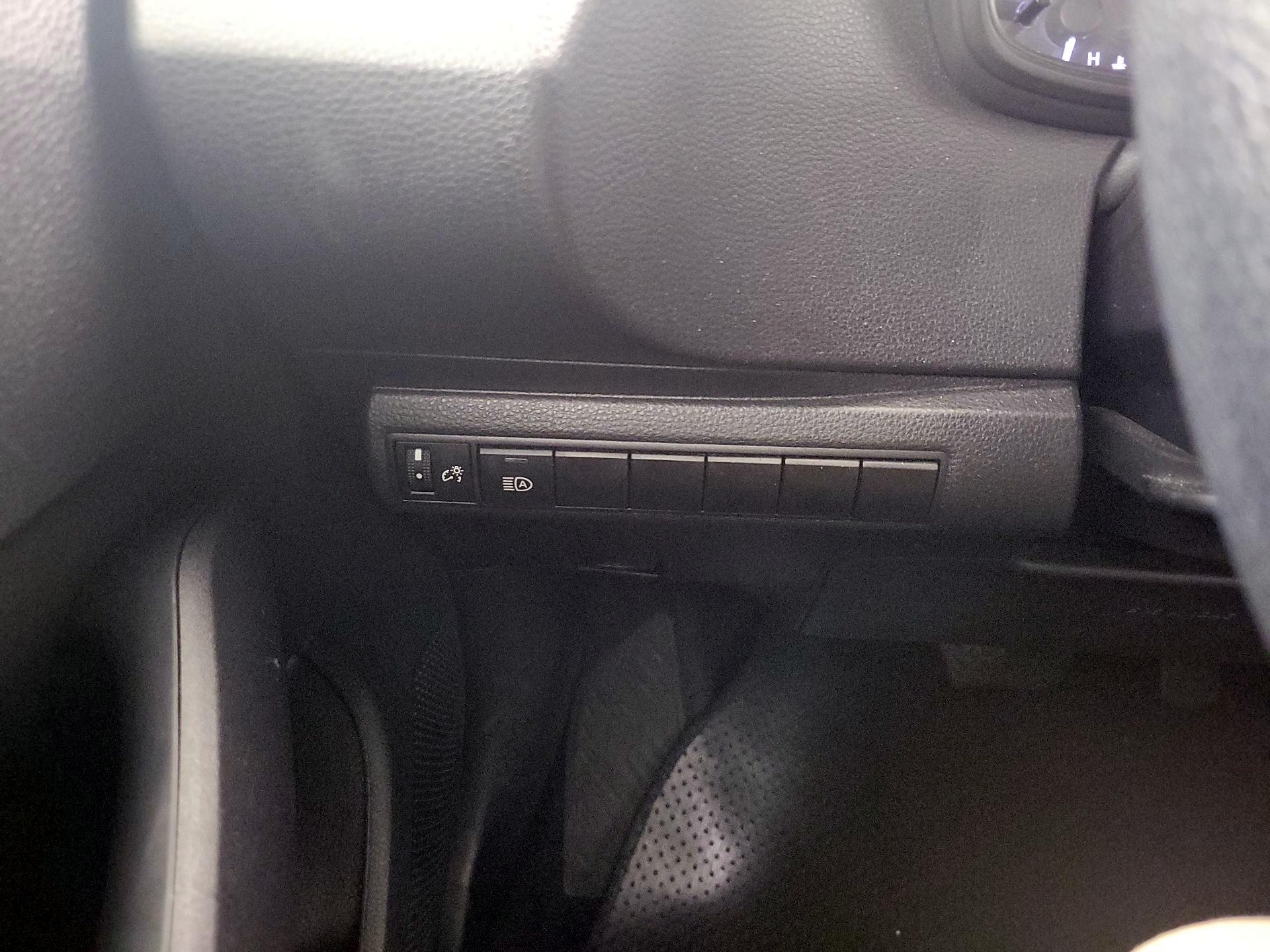 Thumbnail: 2025 Toyota Corolla - 13