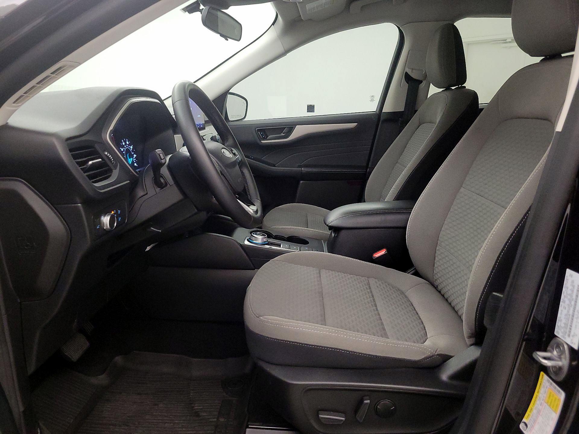 Thumbnail: 2022 Ford Escape - 11