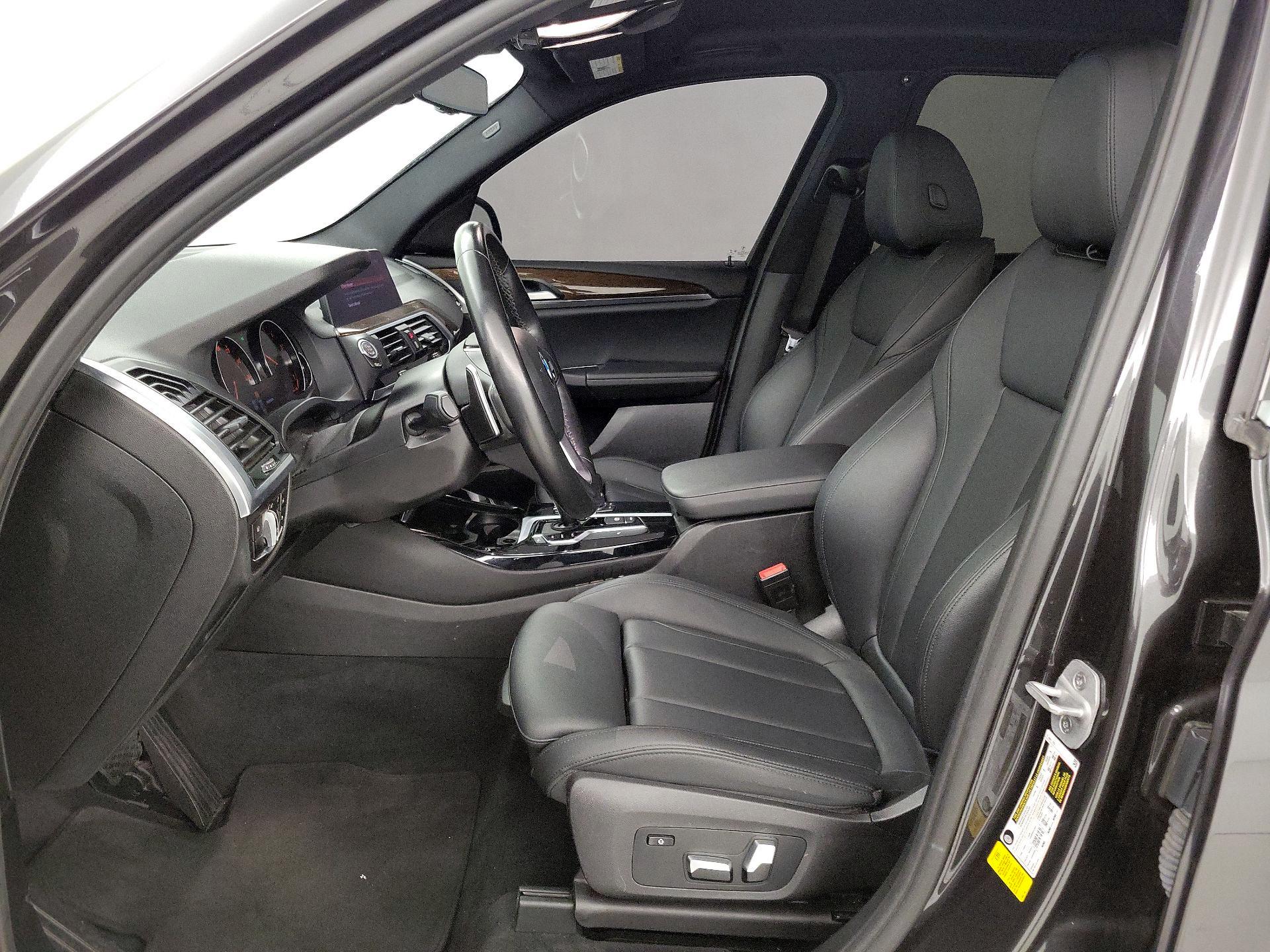 Thumbnail: 2021 BMW X3 - 11