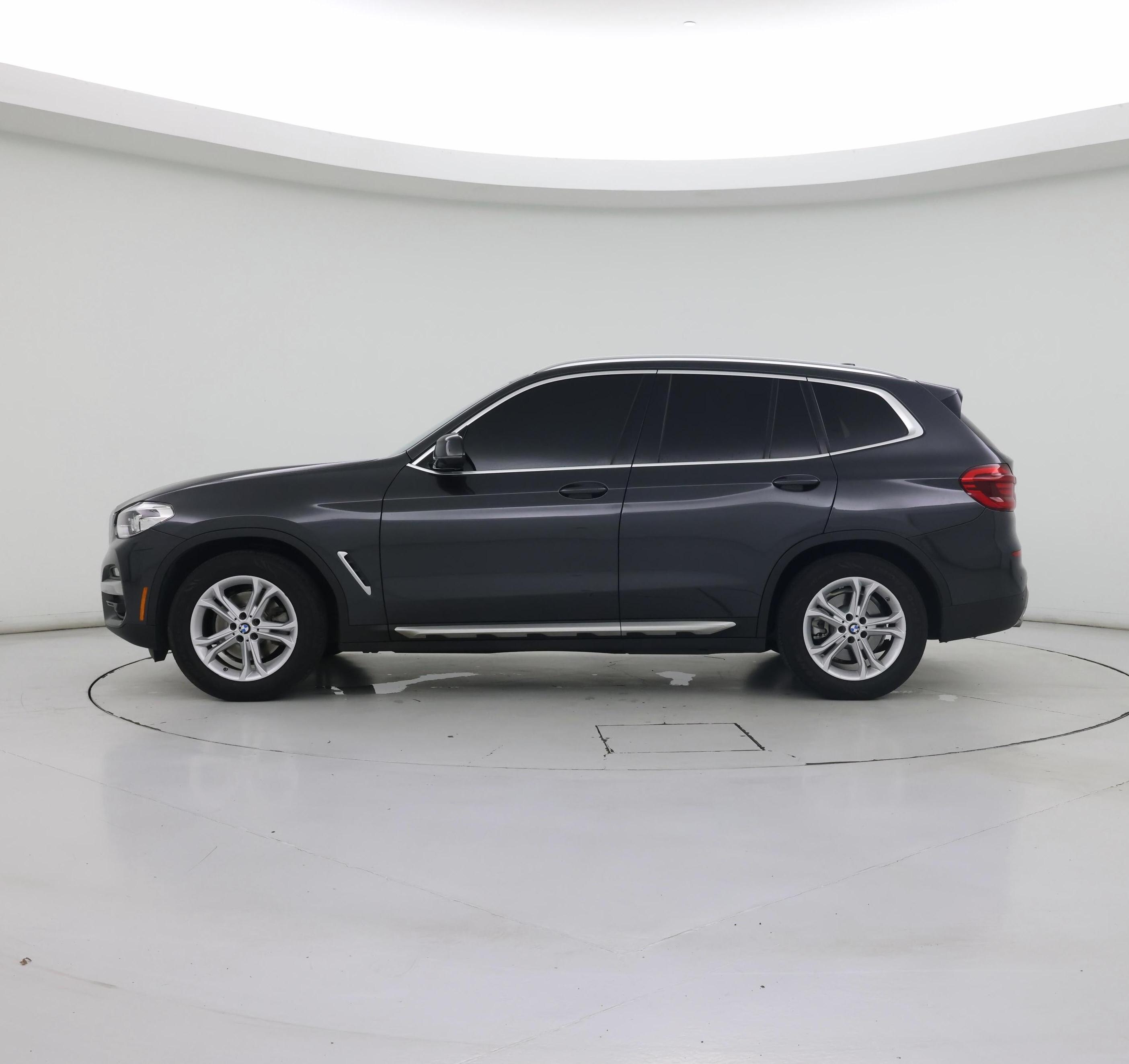 Thumbnail: 2021 BMW X3 - 3