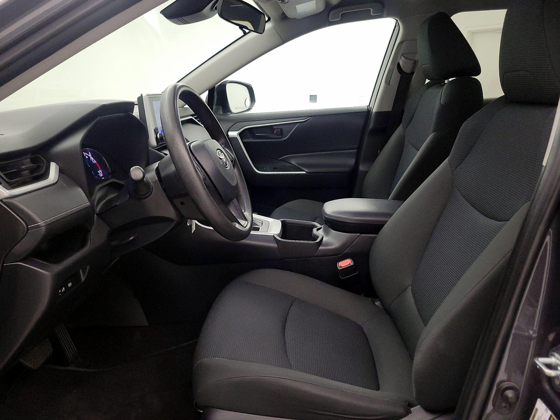 Thumbnail: 2024 Toyota RAV4 - 11