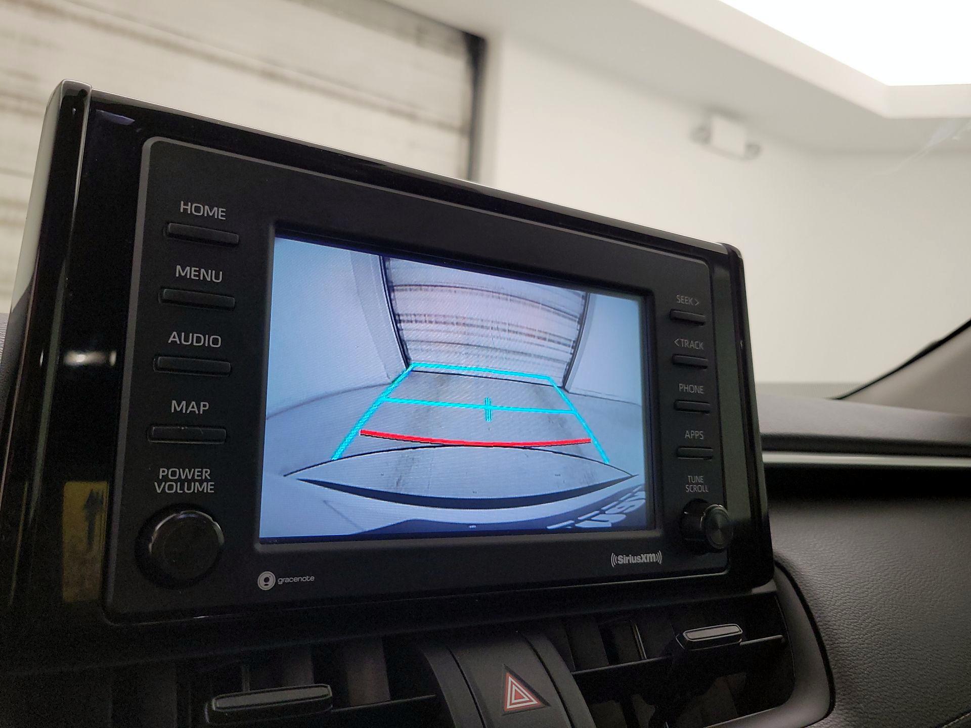 Thumbnail: 2022 Toyota RAV4 - 14