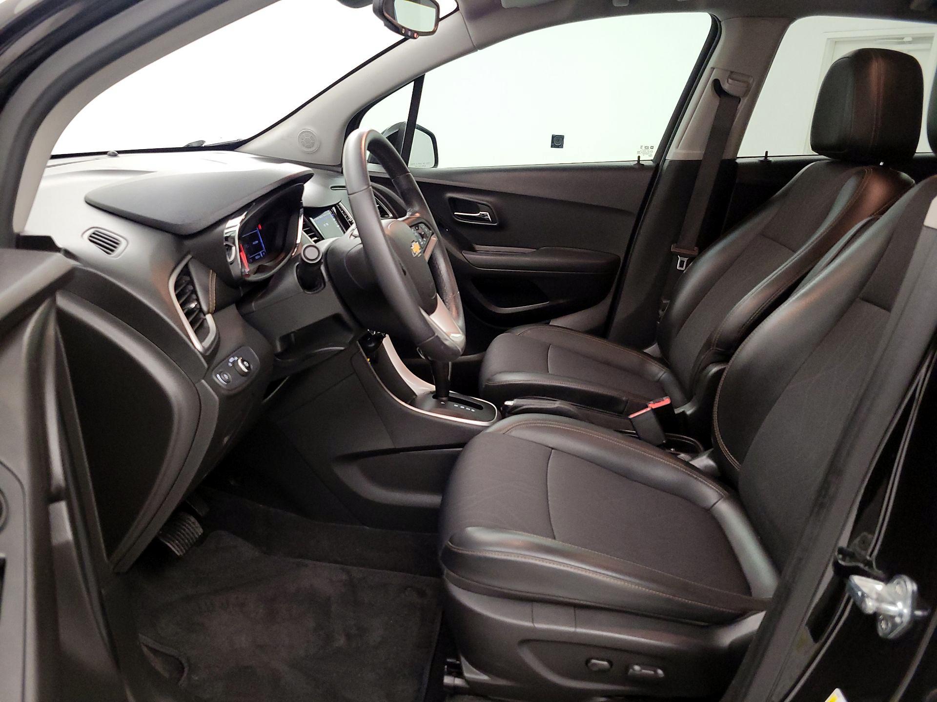 Thumbnail: 2020 Chevrolet Trax - 11