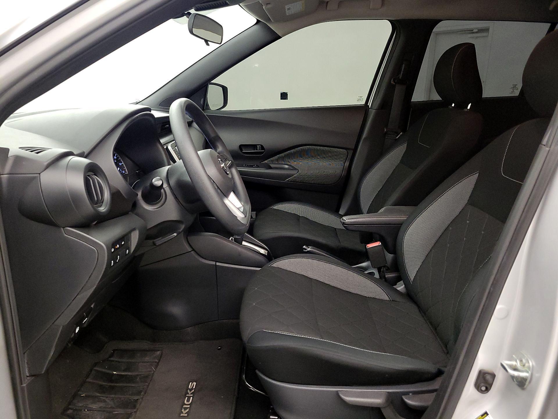 Thumbnail: 2020 Nissan Kicks - 11