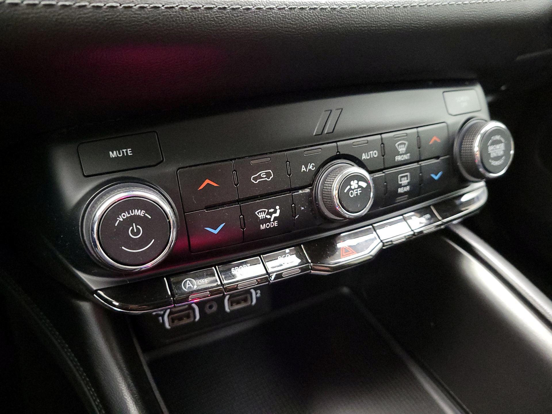 Thumbnail: 2022 Dodge Durango - 14