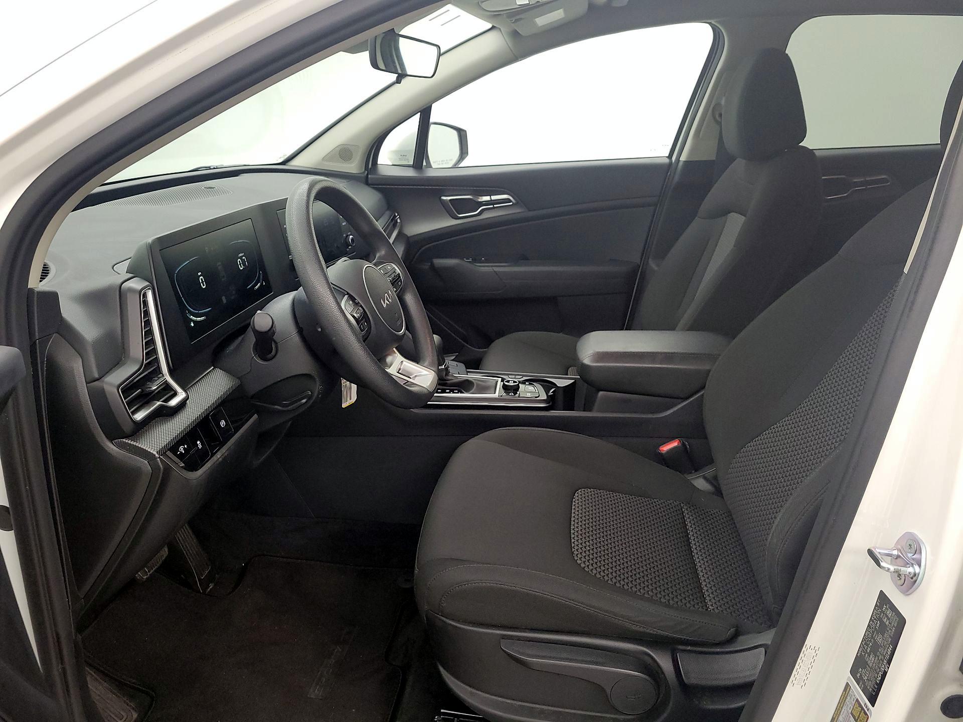 Thumbnail: 2024 Kia Sportage - 11