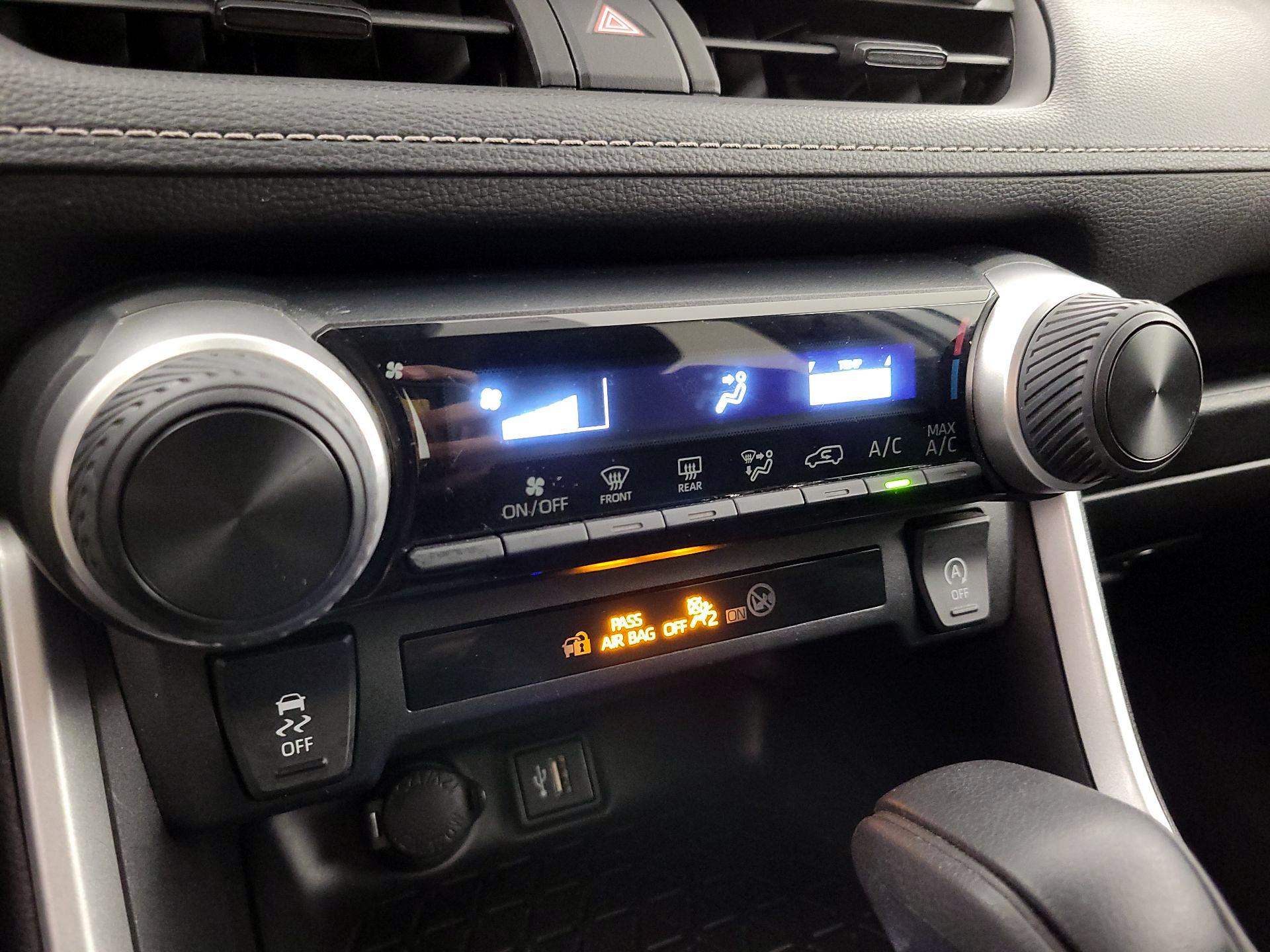 Thumbnail: 2024 Toyota RAV4 - 16