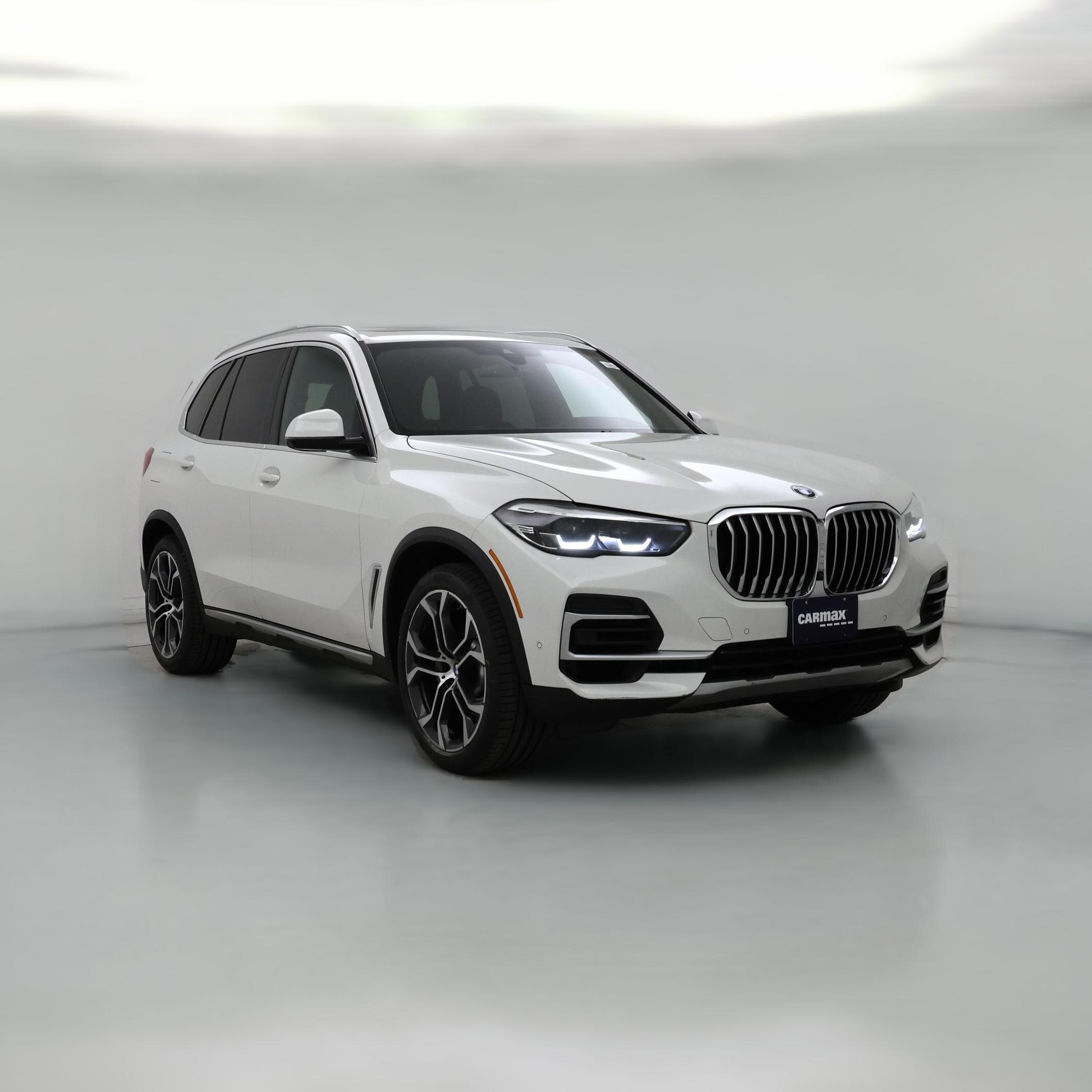 Thumbnail: 2022 BMW X5 - 1