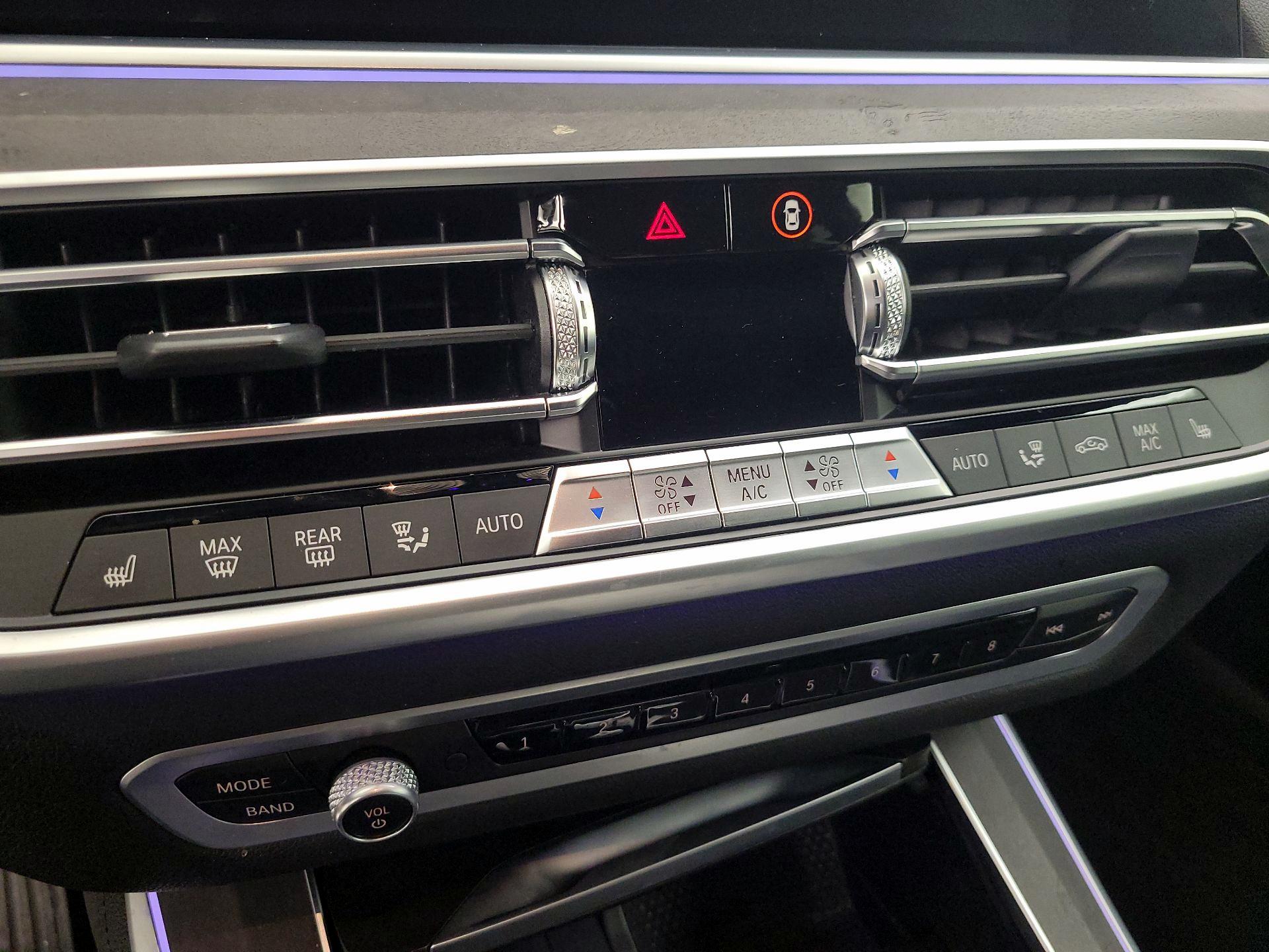 Thumbnail: 2022 BMW X5 - 17