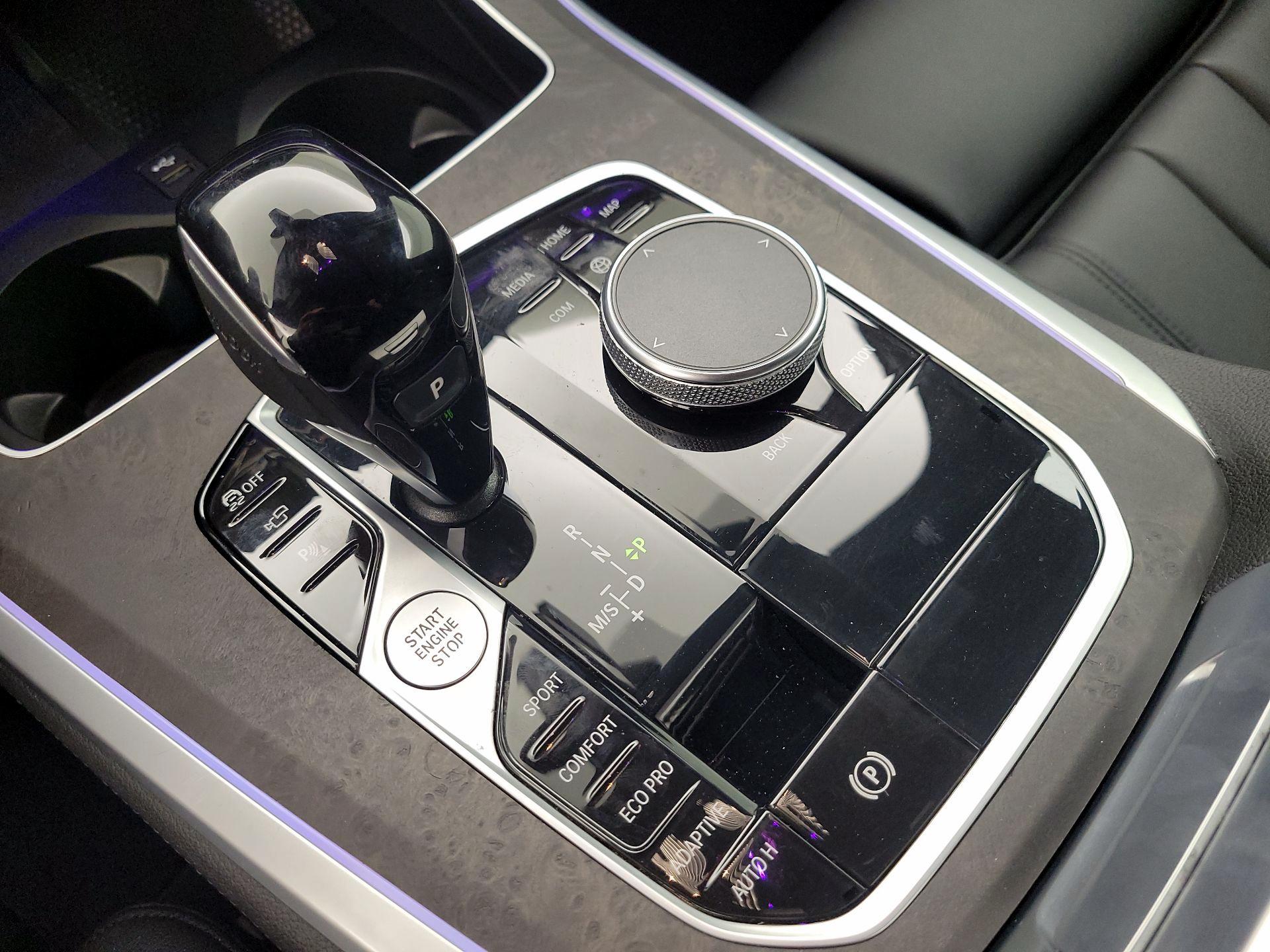 Thumbnail: 2022 BMW X5 - 18