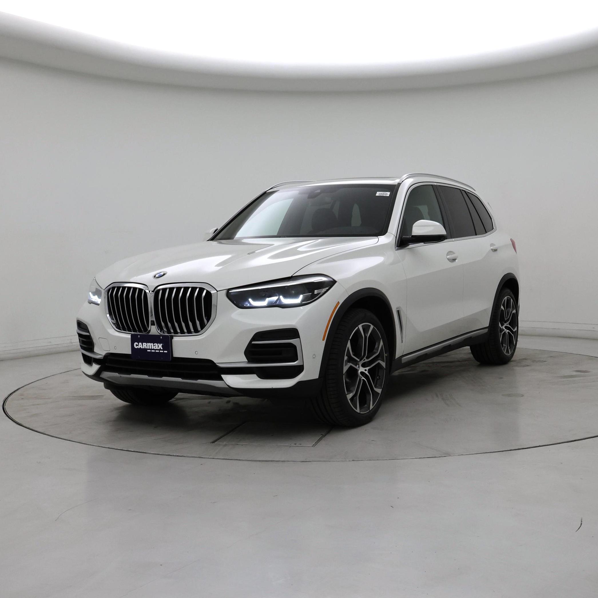 Thumbnail: 2022 BMW X5 - 4