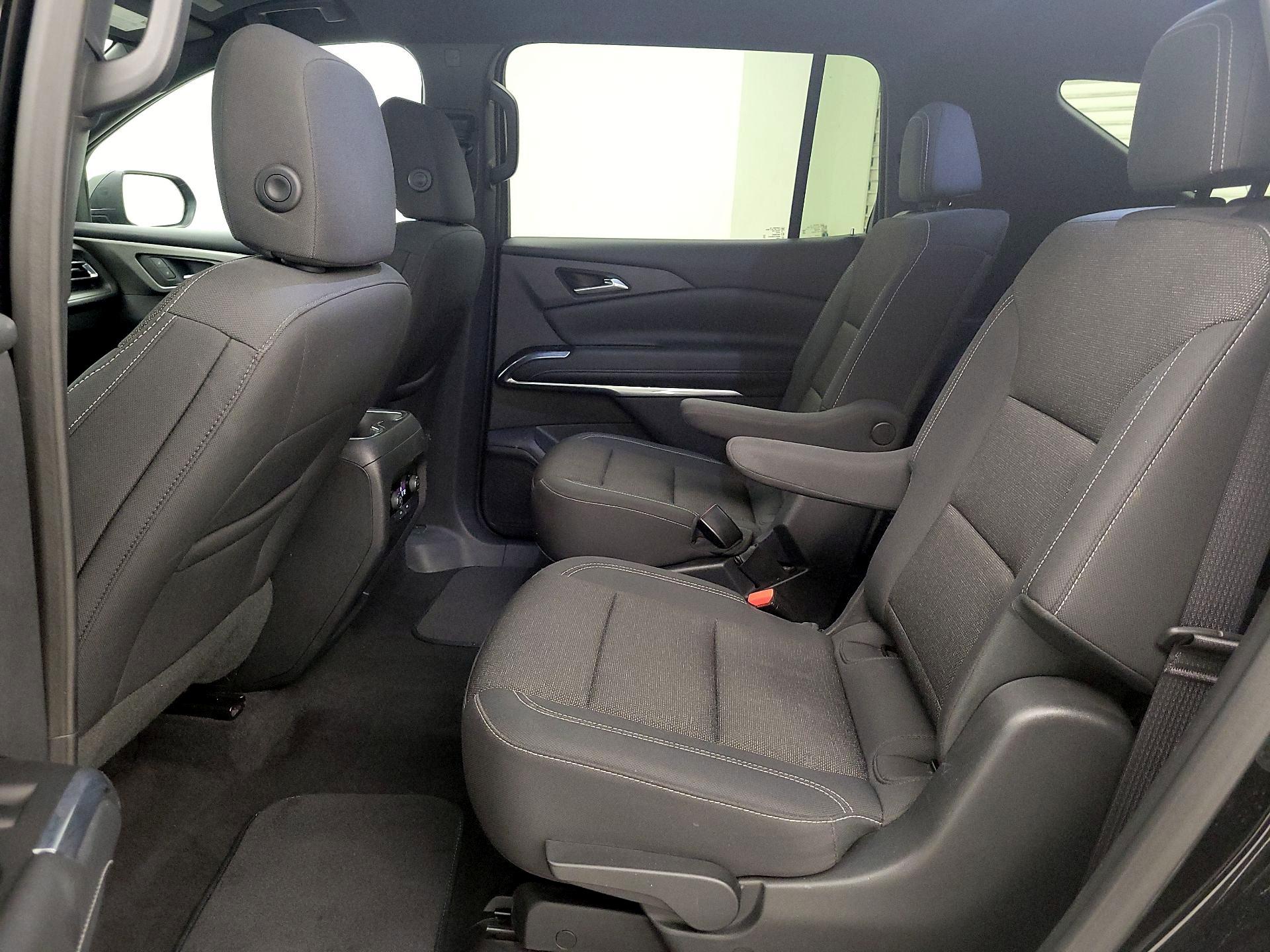 Thumbnail: 2025 Chevrolet Traverse - 19