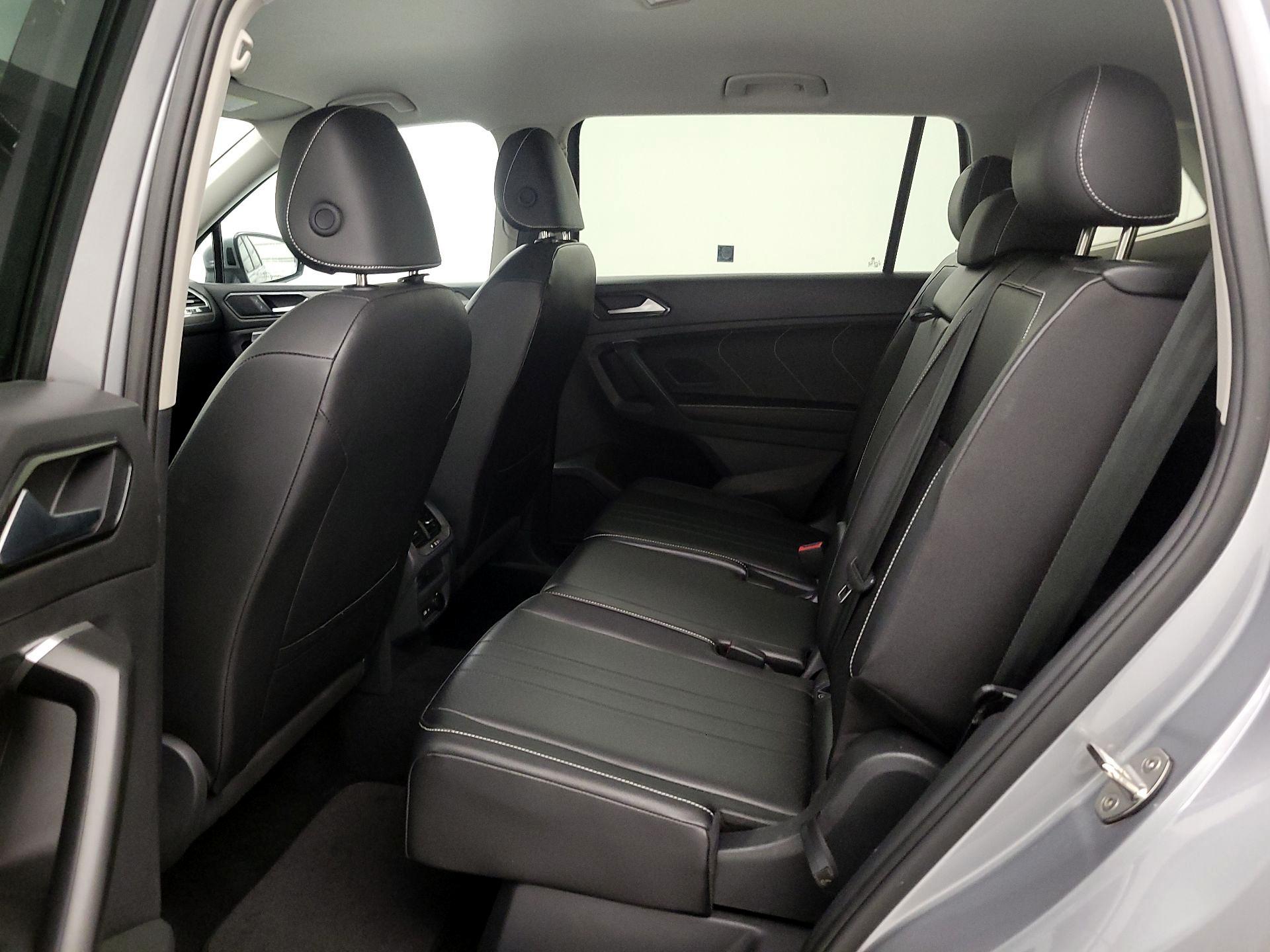 Thumbnail: 2024 Volkswagen Tiguan - 19